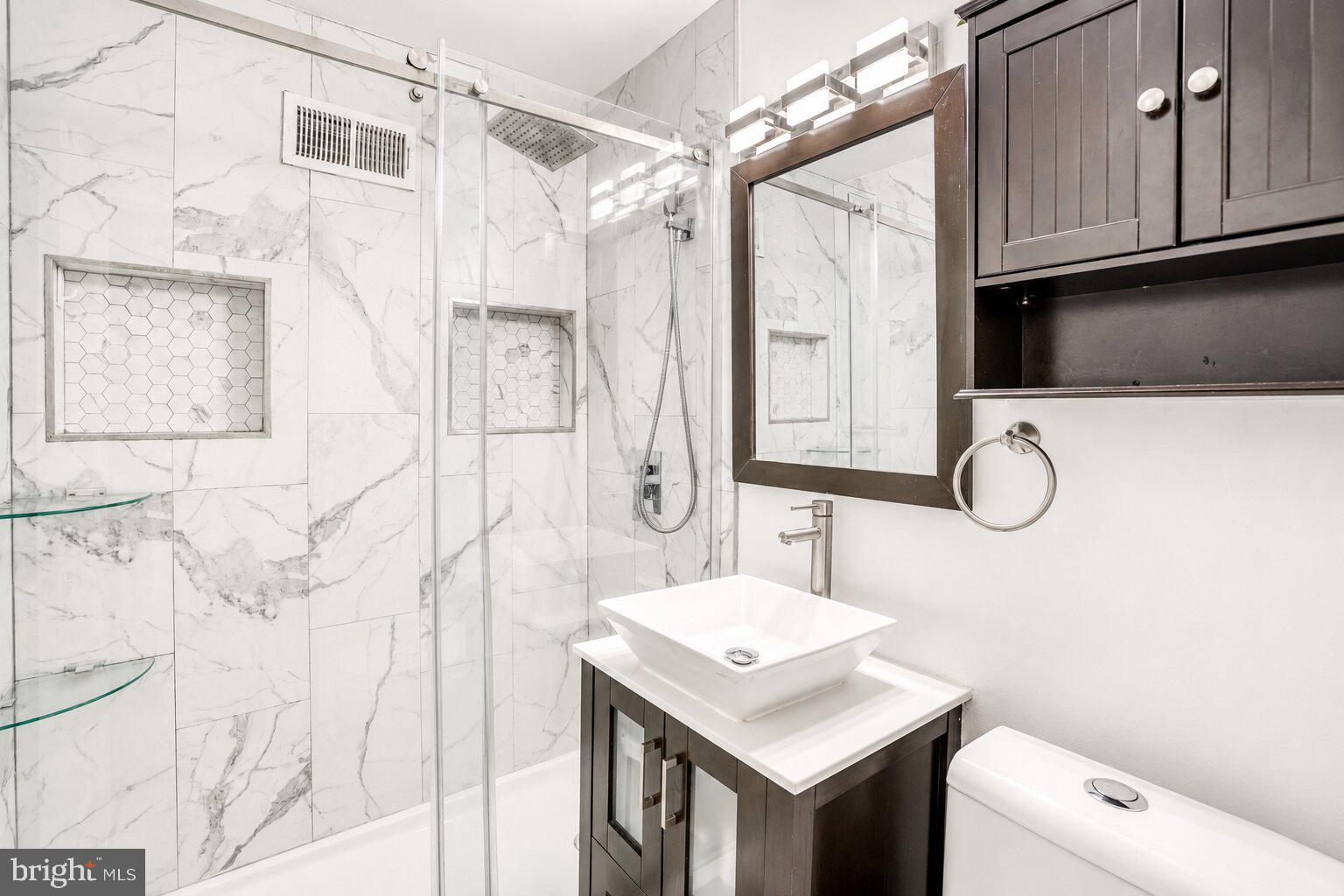 MAYFAIR - Residential