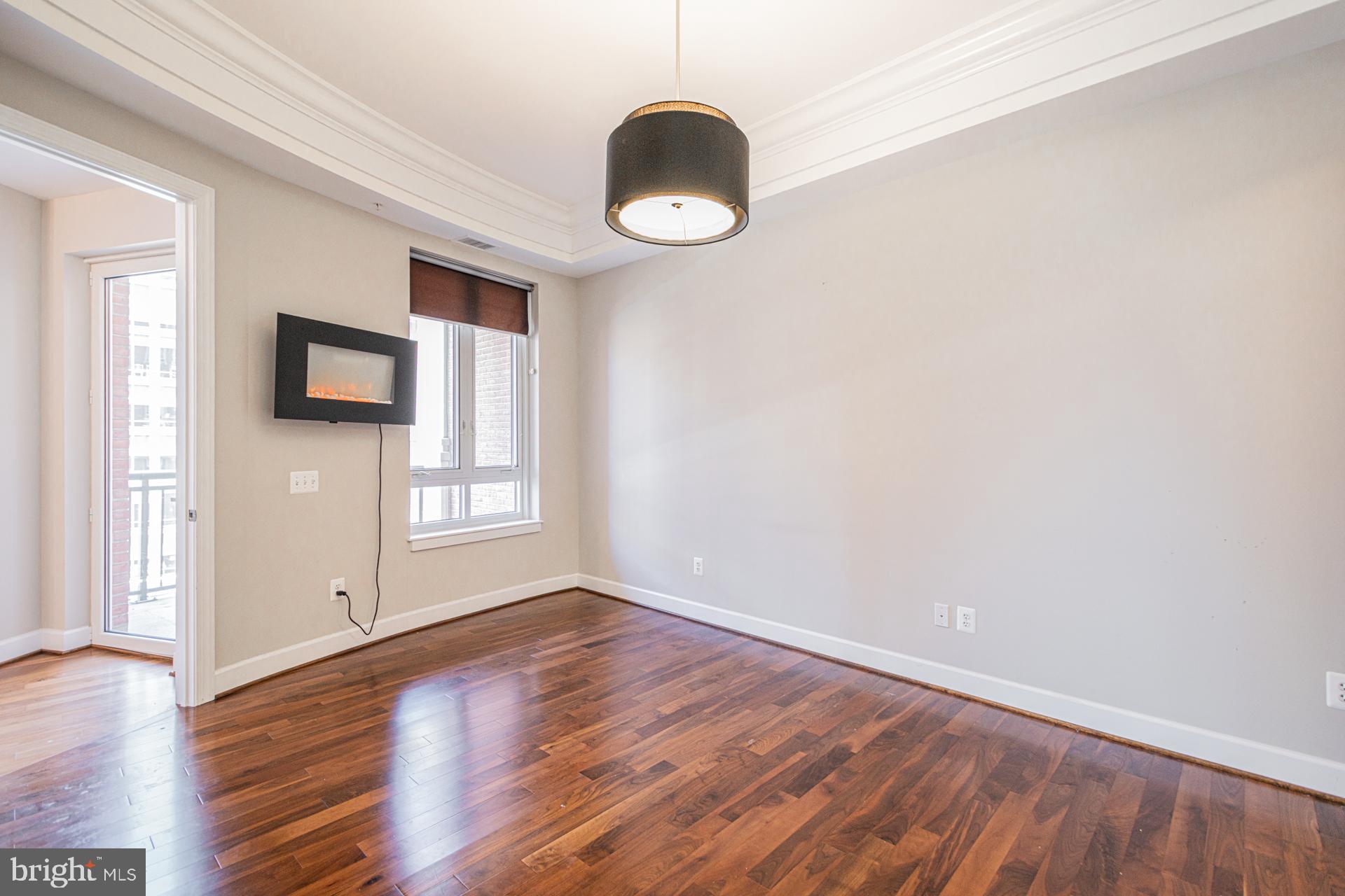LORETTA HEIGHTS - Residential