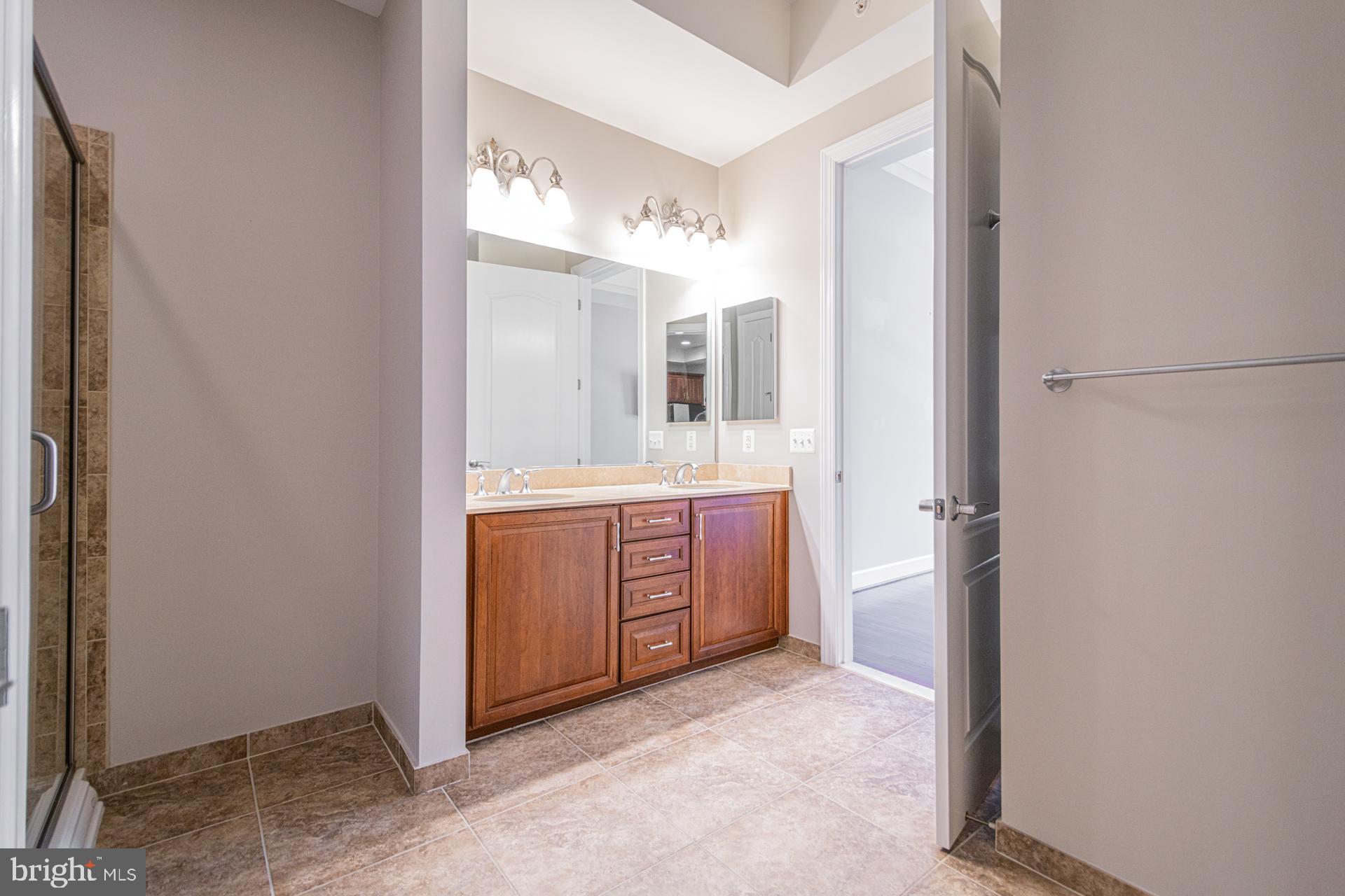 LORETTA HEIGHTS - Residential