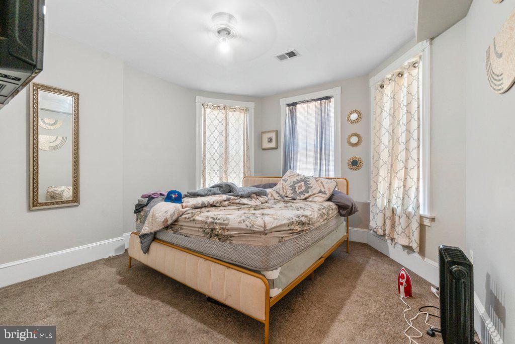 CHARLES VILLAGE - Commercial Sale