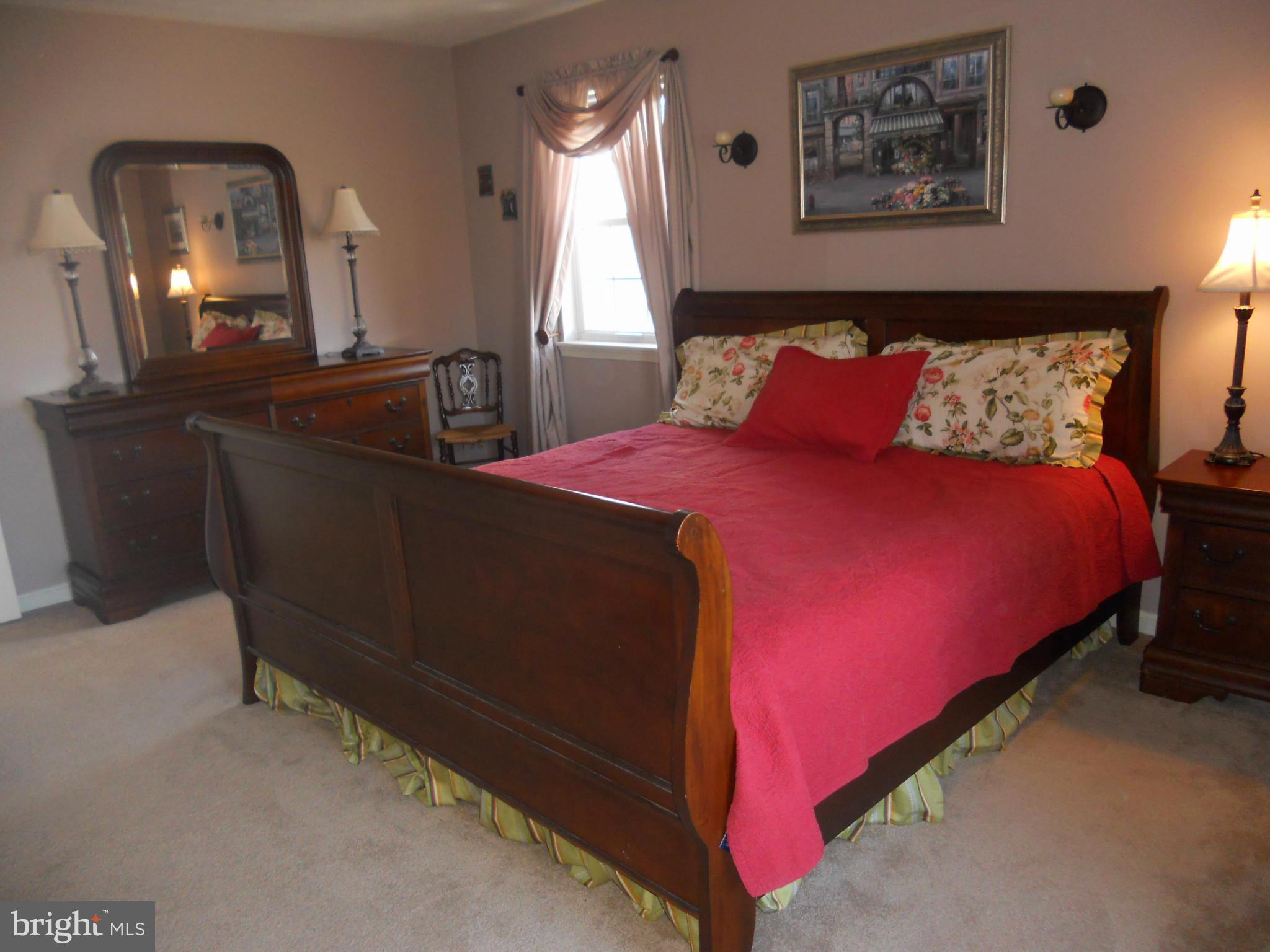 ROBERTS FIELD - Residential