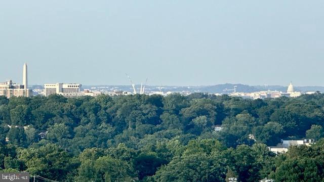 SKYLINE PLAZA - Residential