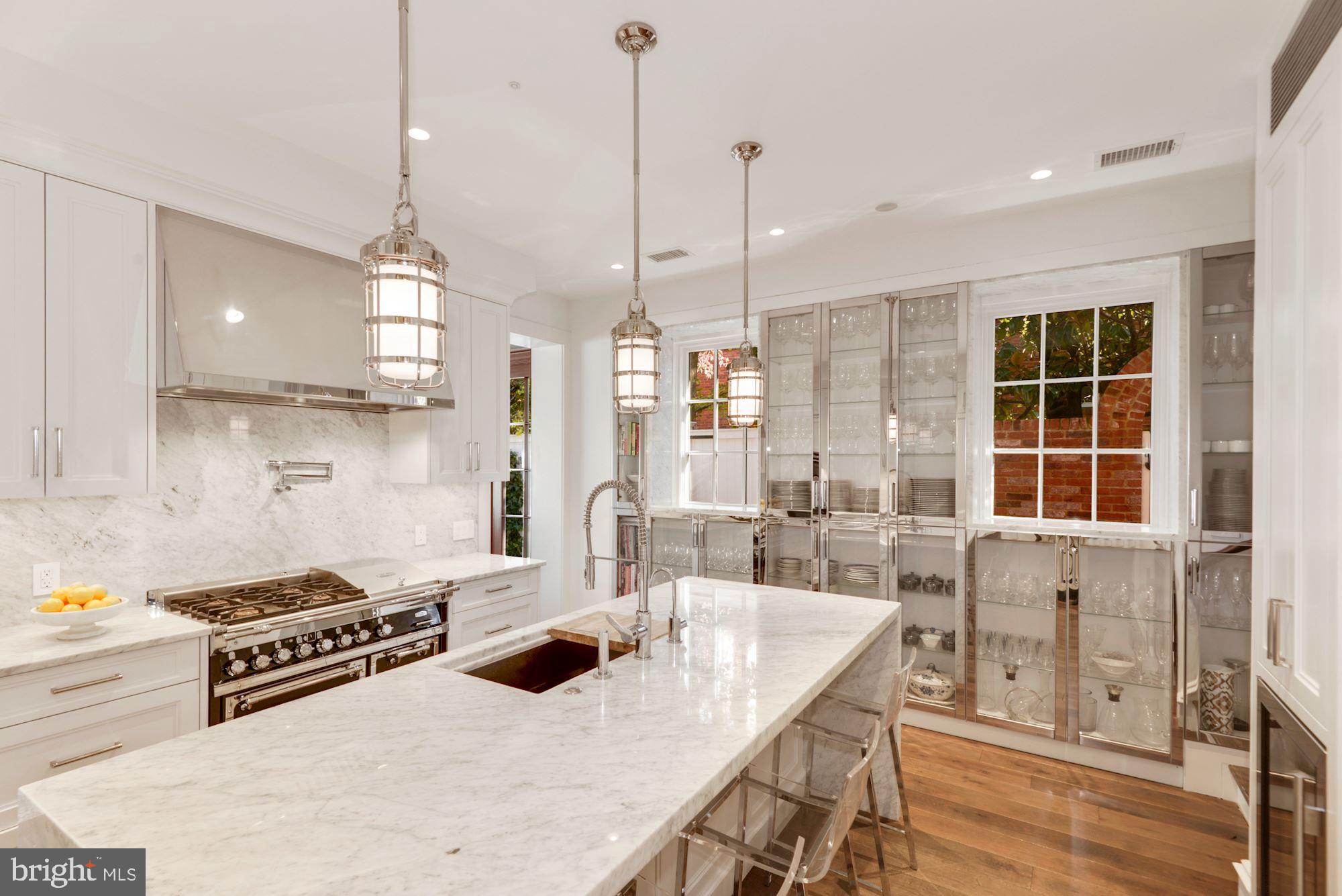 GEORGETOWN - Residential
