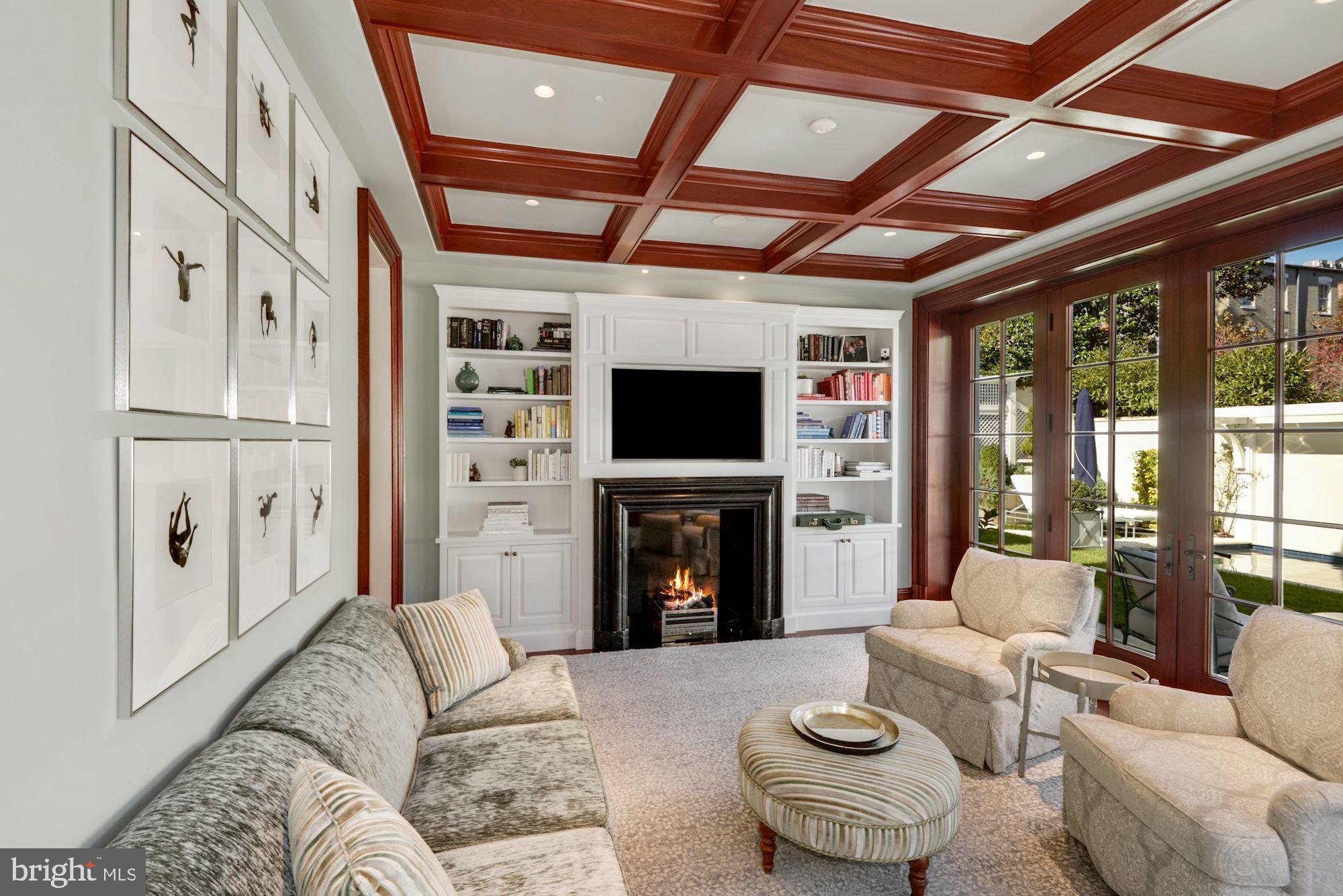 GEORGETOWN - Residential