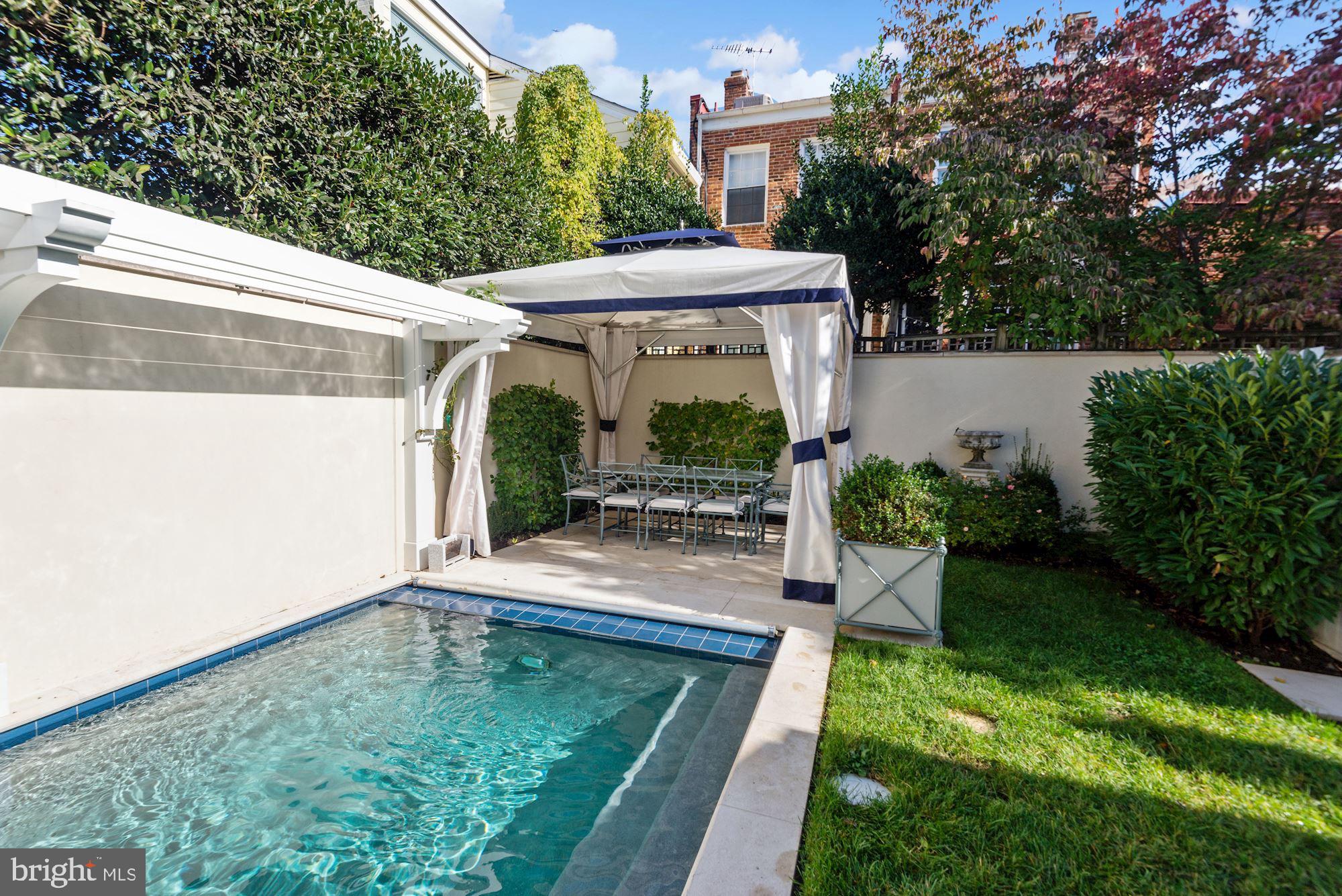 GEORGETOWN - Residential