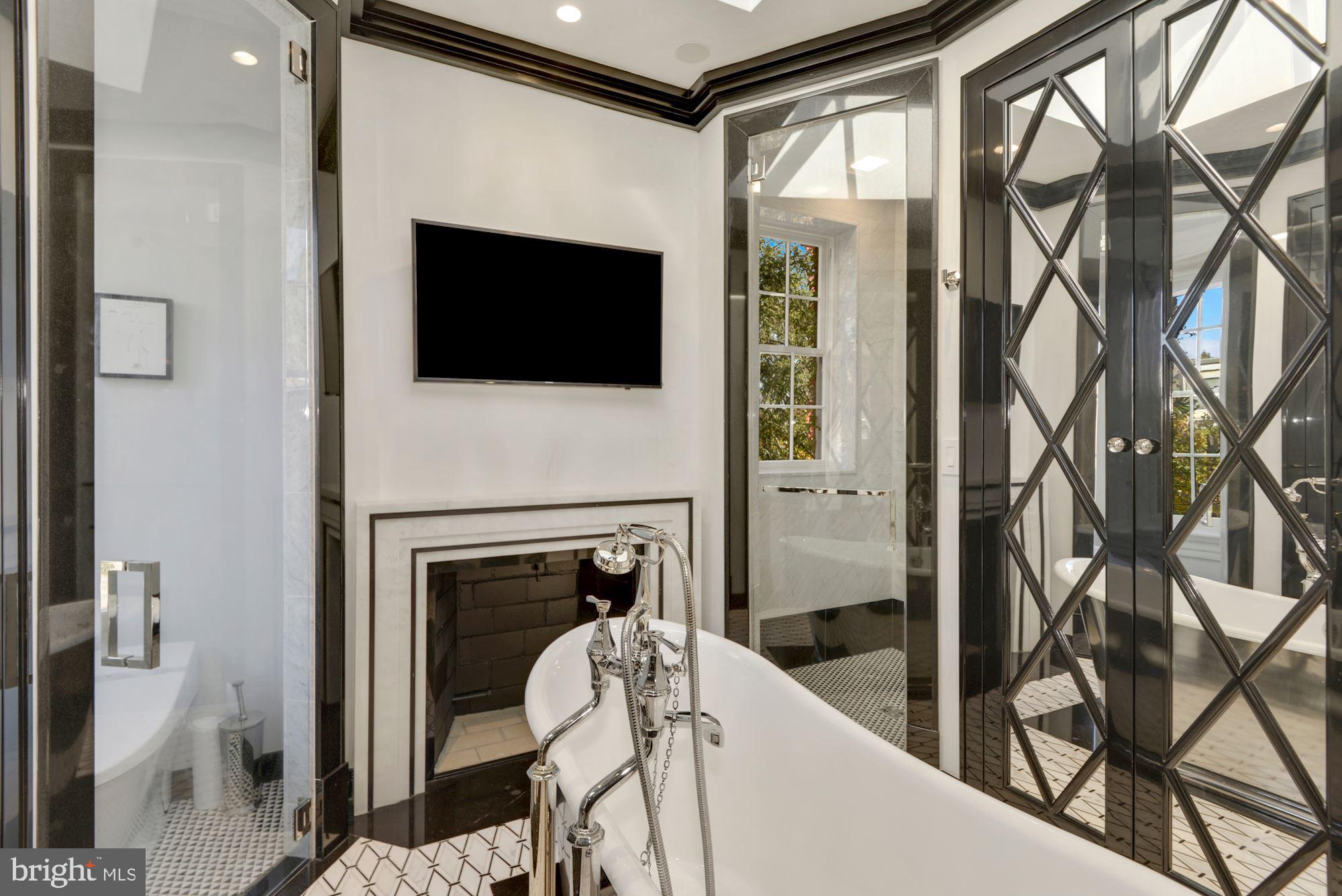 GEORGETOWN - Residential