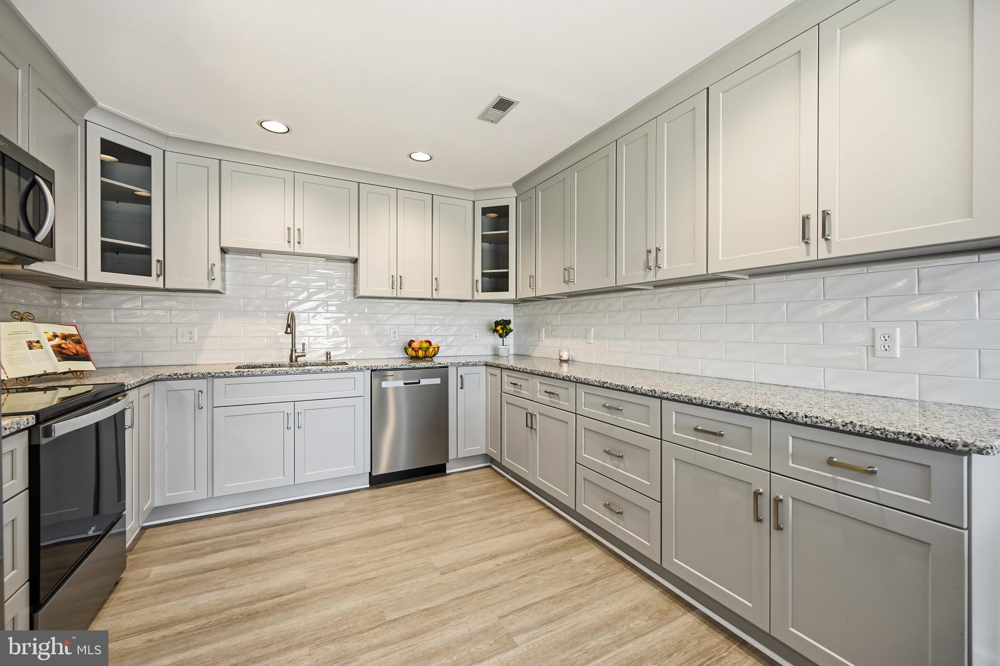 Waterfront Lifestyle with Included Boat Slip – Bayview at Kent Narrows
Experience the best of Eastern Shore living in this beautifully renovated 3-bedroom, 3.5-bath contemporary townhouse with garage, ideally located just over the Kent Narrows Bridge in the sought-after Bayview waterfront community. Waterview's from second and third floor bedrooms.
This move-in-ready home features a stunning new kitchen with stylish gray shaker cabinetry, granite countertops, and stainless-steel appliances. The open-concept living and dining areas are enhanced by new luxury vinyl plank flooring, creating a modern, inviting space perfect for everyday living and entertaining.
The spacious primary suite offers vaulted ceilings, abundant natural light, a ceiling fan, double closet plus walk-in closet, and a dressing area. The completely renovated spa-inspired primary bath is a true showstopper, featuring a luxurious oversized double shower with dual shower heads, built-in benches, niches, and sleek glass doors.
Two additional generously sized bedrooms provide excellent flexibility, including one with a private en-suite bath, plus a third full hall bathroom for guests.
Step outside and embrace the water-privileged lifestyle this community offers. Your assigned boat slip is in the private community marina, complete with water and electricity, and included in the monthly condo fee. Launch directly into Muddy Creek, which leads straight to the Chester River—putting you just minutes by boat from Red Eye Dock Bar, Harris’ Crab House, and The Dock House Restaurant.
Additional highlights include:
•