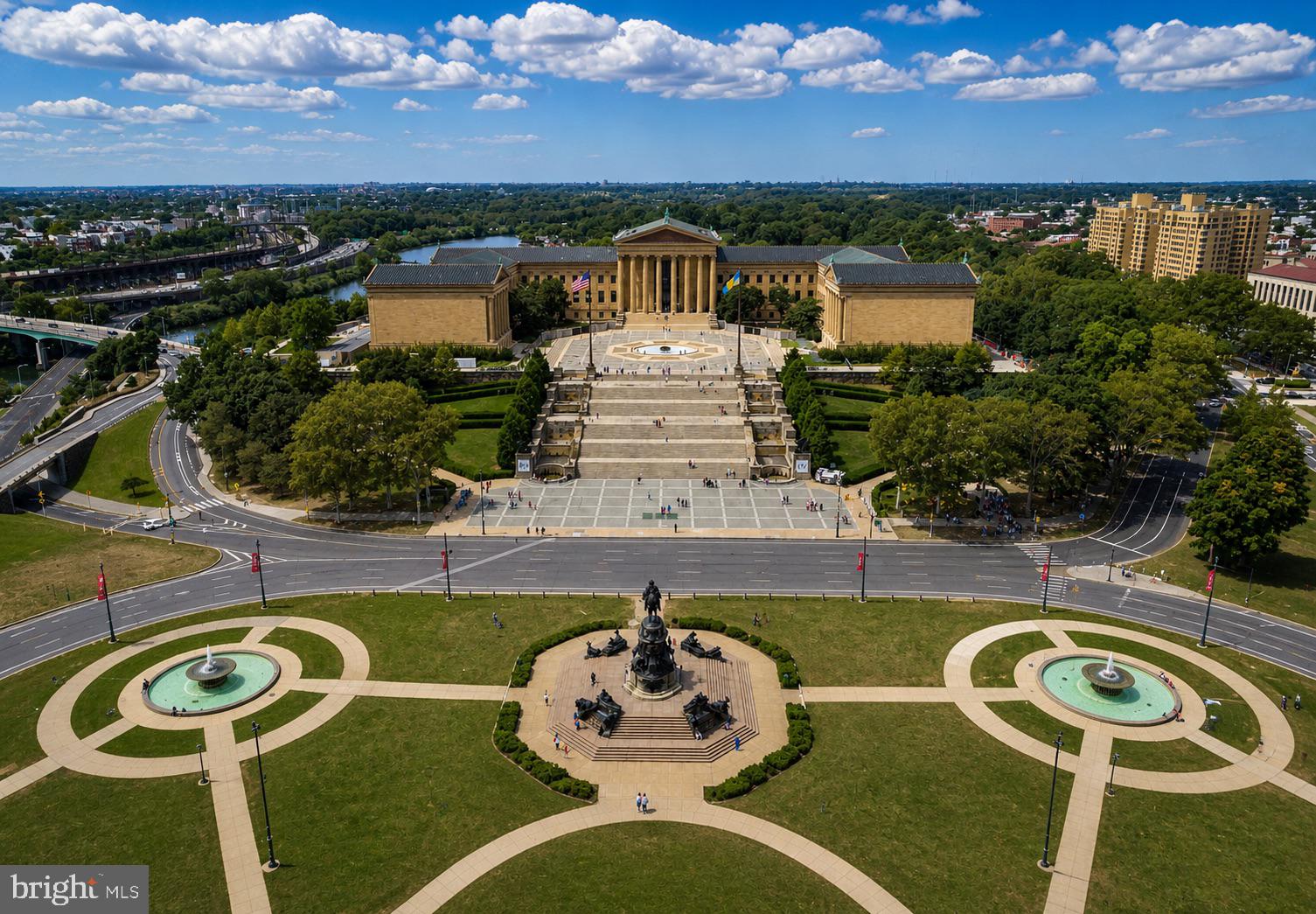 ART MUSEUM AREA - Residential