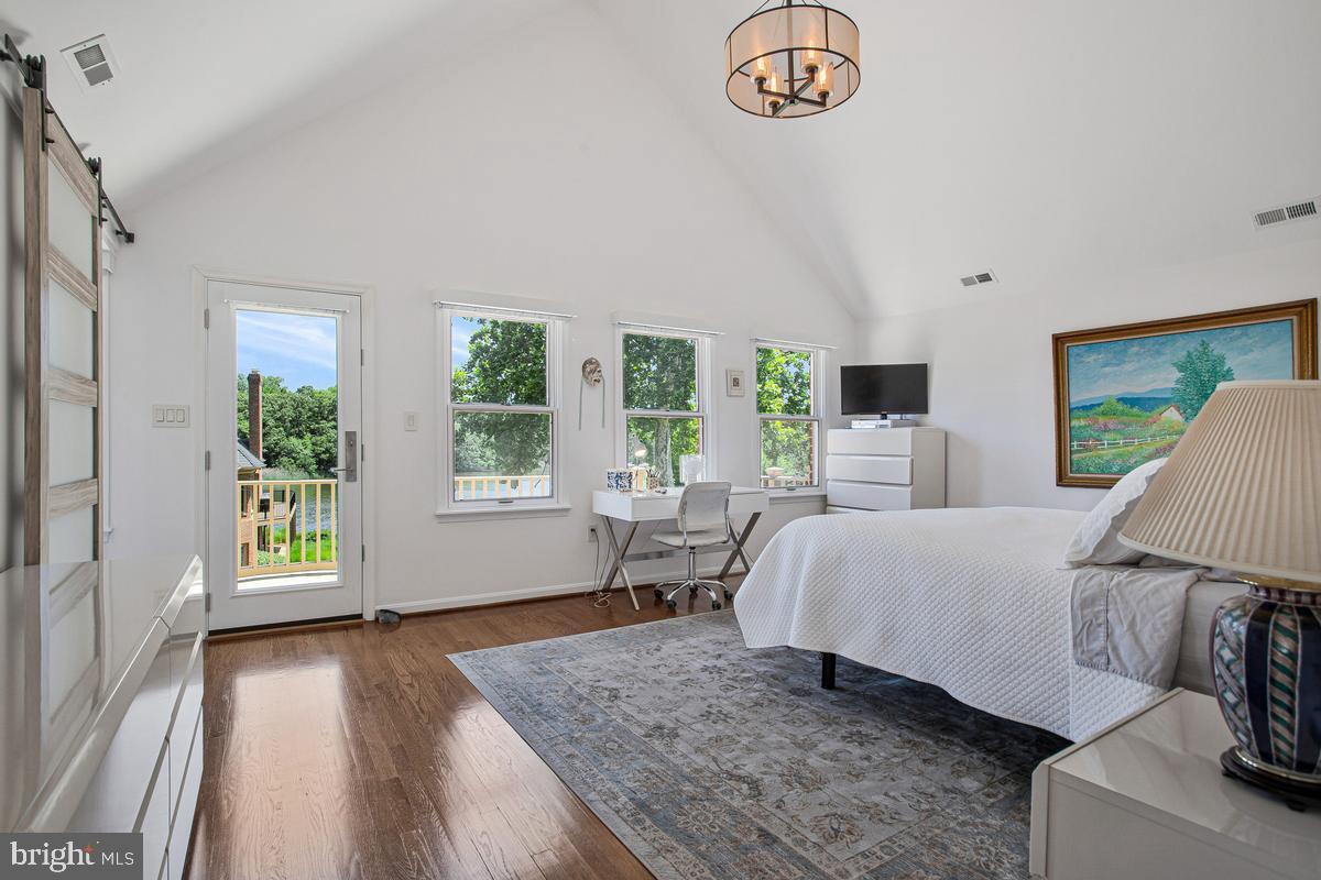 SOUTH RIVER LANDING - Residential