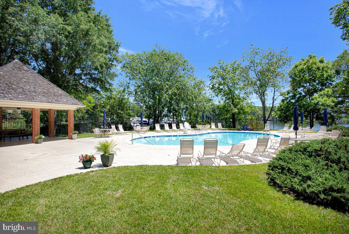 SOUTH RIVER LANDING - Residential