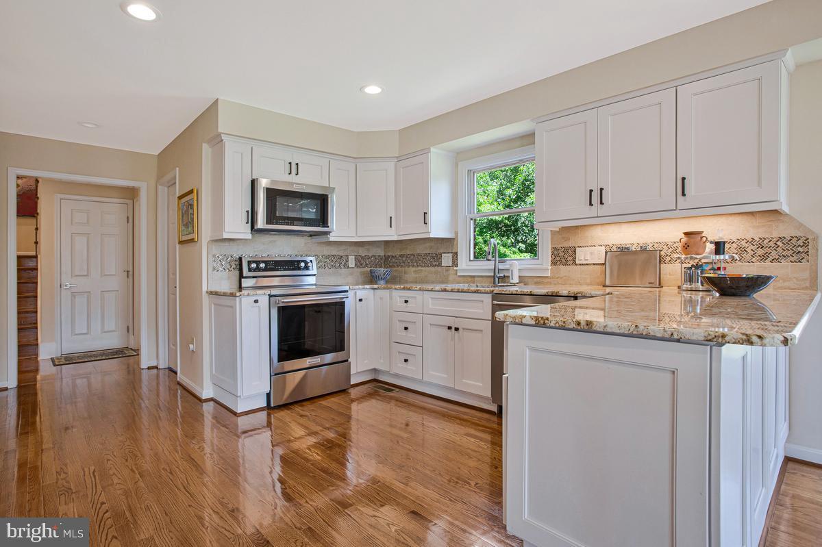 SOUTH RIVER LANDING - Residential