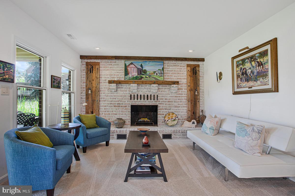 SOUTH RIVER LANDING - Residential