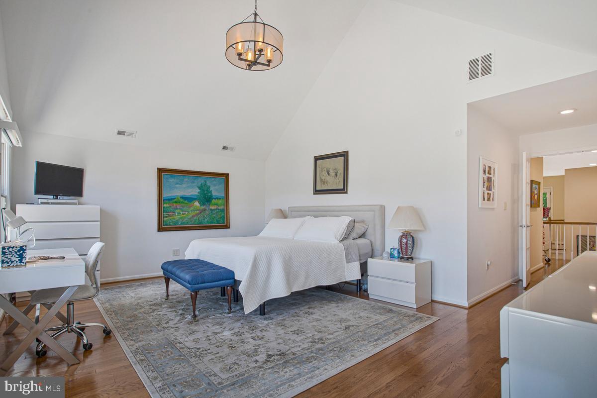 SOUTH RIVER LANDING - Residential