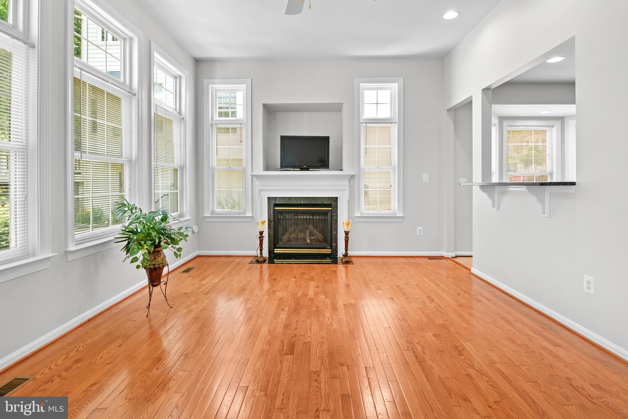 RIDGEVILLE HEIGHTS - Residential
