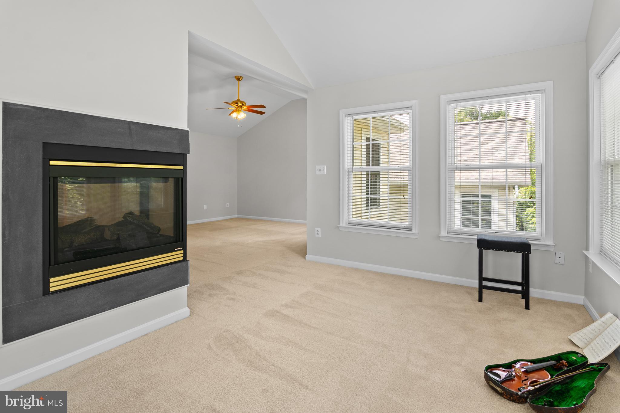 RIDGEVILLE HEIGHTS - Residential