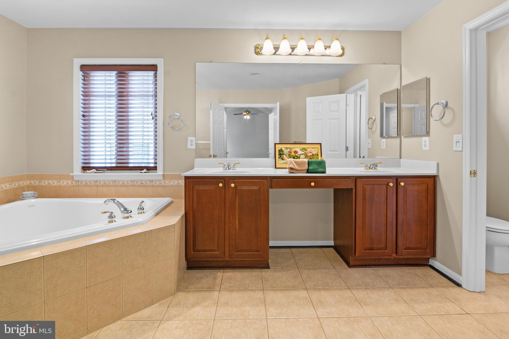 RIDGEVILLE HEIGHTS - Residential