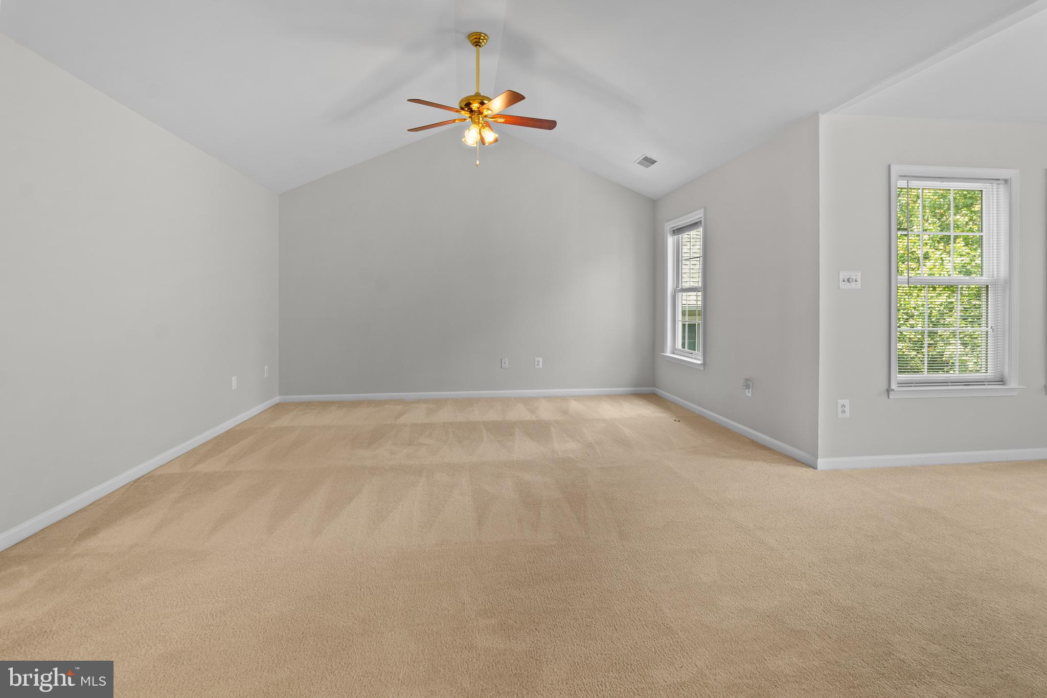 RIDGEVILLE HEIGHTS - Residential