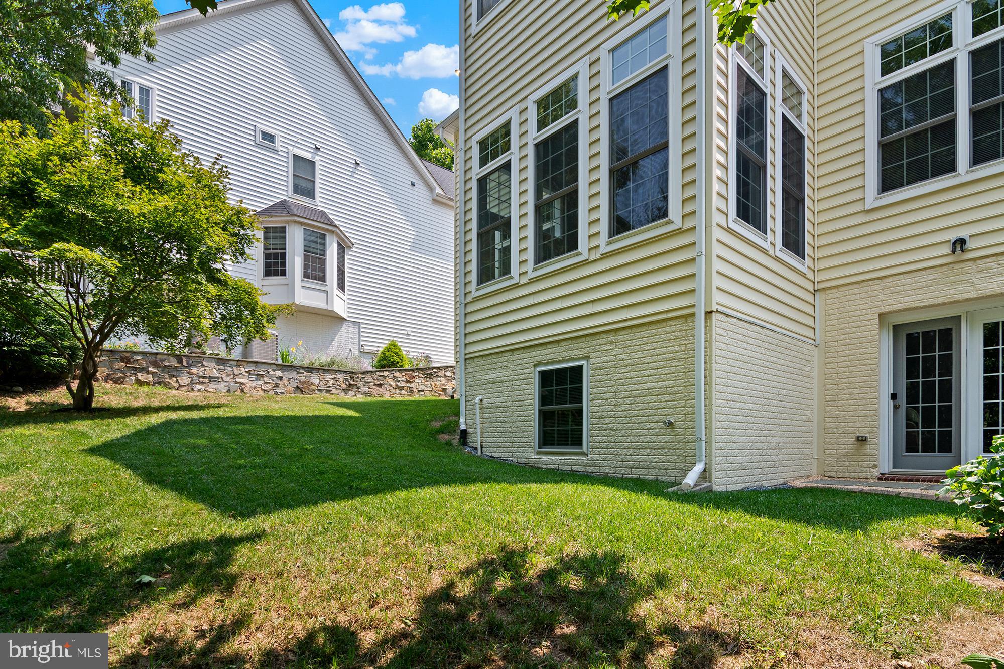 RIDGEVILLE HEIGHTS - Residential