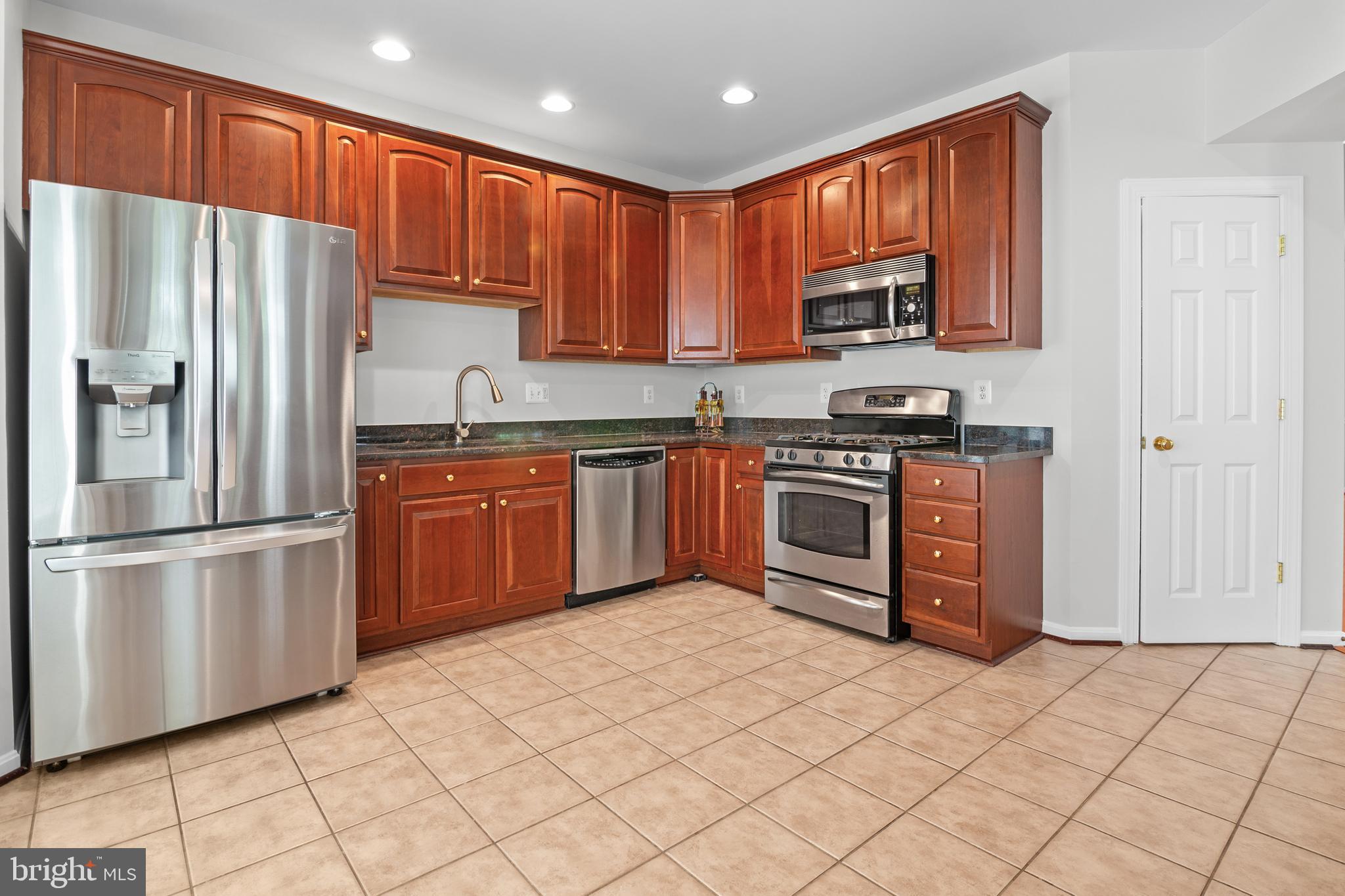 RIDGEVILLE HEIGHTS - Residential
