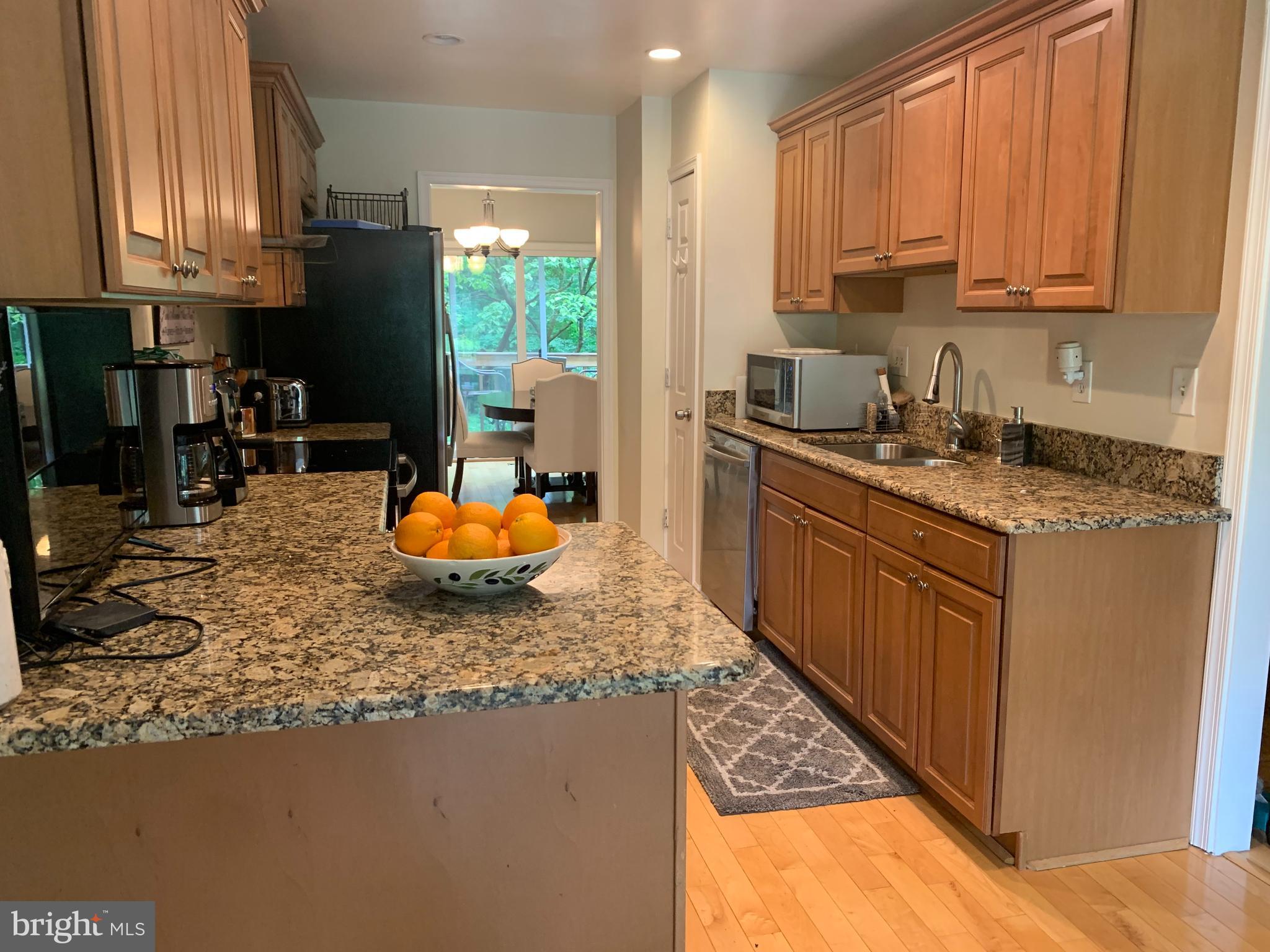 RESTON - Residential Lease