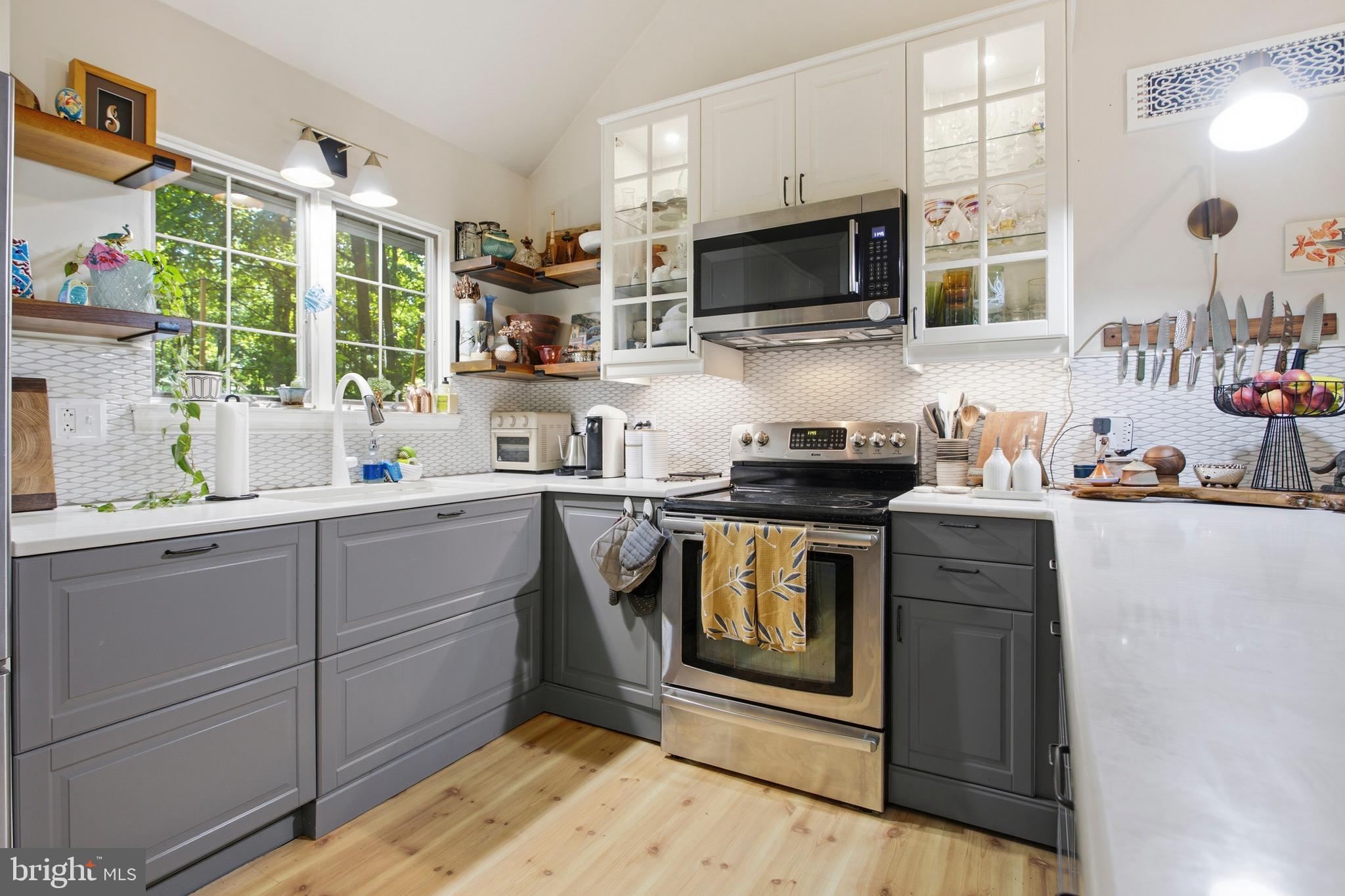 BRANDYWINE SUMMIT - Residential