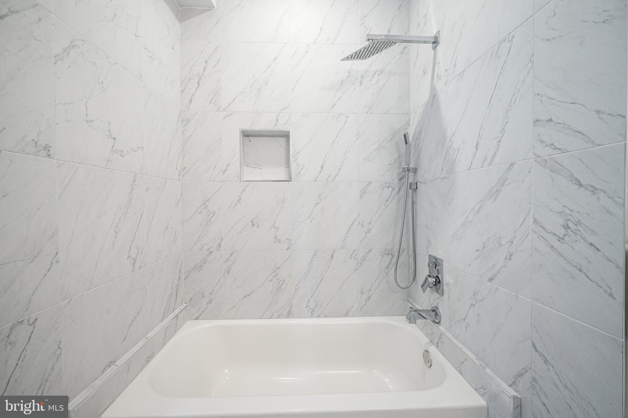 POINT BREEZE - Residential Lease