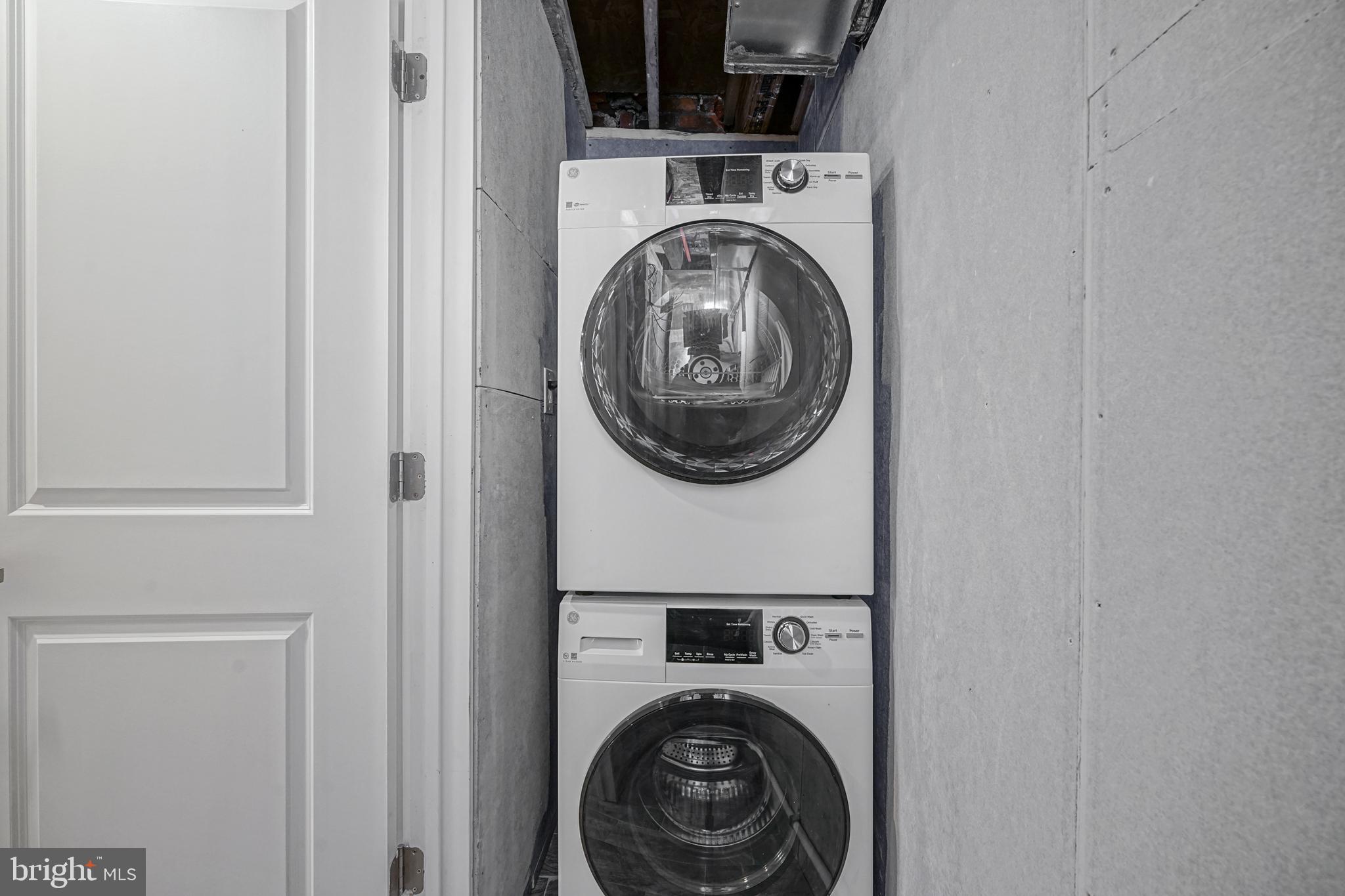 POINT BREEZE - Residential Lease