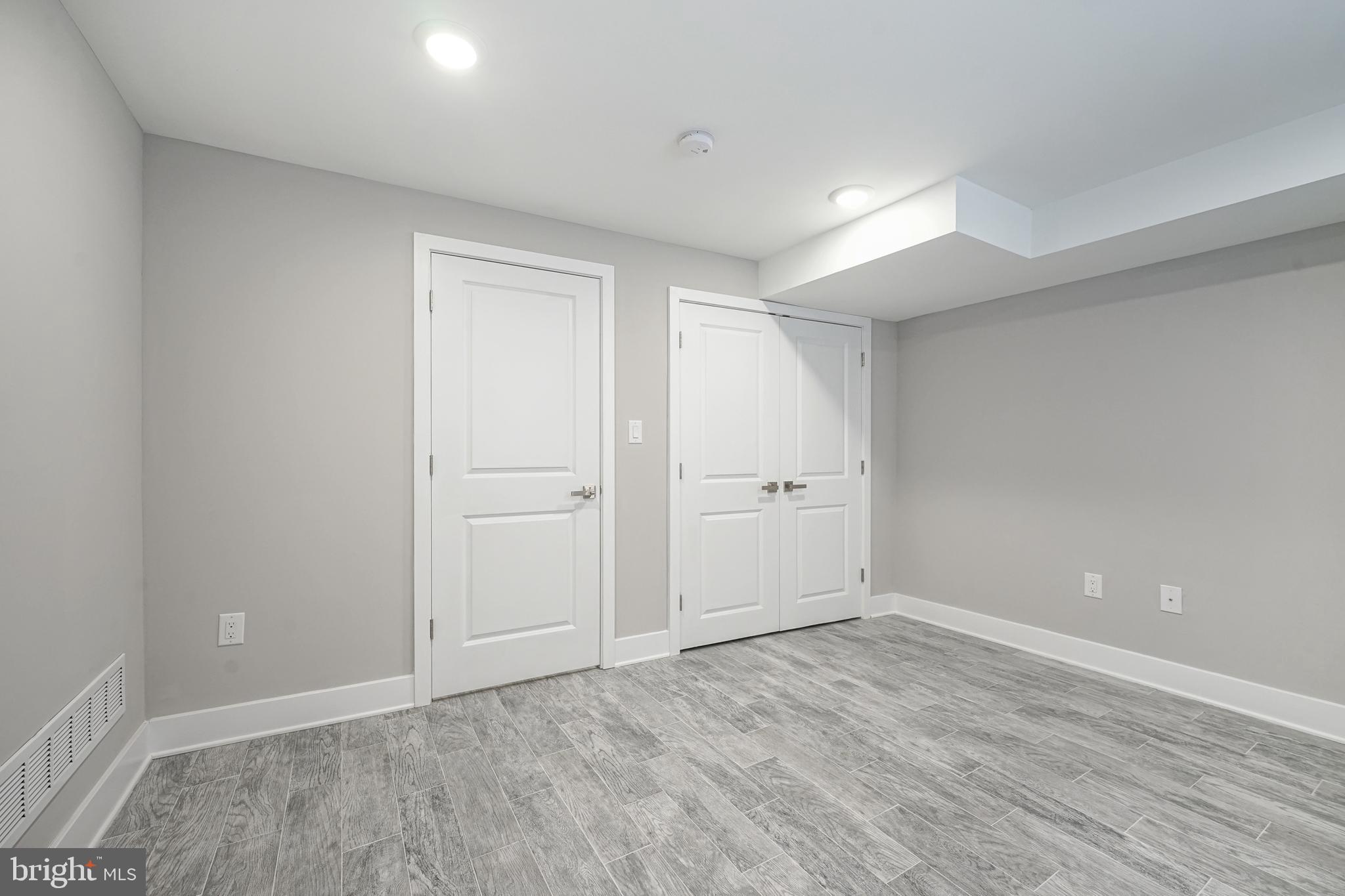 POINT BREEZE - Residential Lease