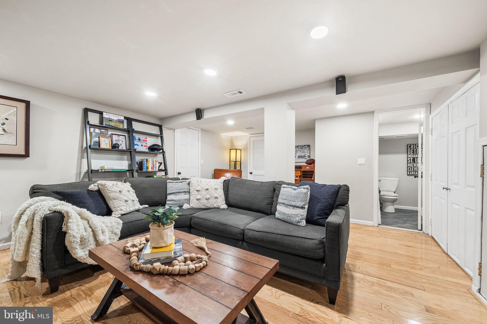WESTMORE - Residential