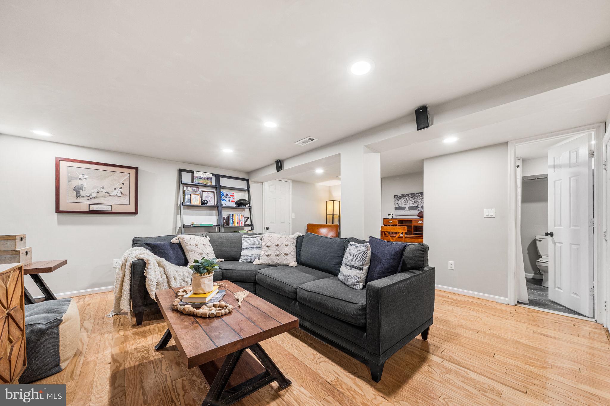 WESTMORE - Residential