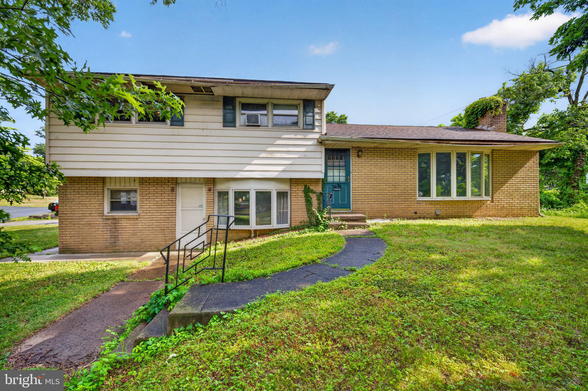 INVESTOR OPPORTUNITY IN YARDLEY! Situated on one of the area's most desirable streets and surrounded by higher-value homes, 933 Big Oak Lane presents a unique opportunity for buyers looking to renovate, update, or personalize a property in a premier location. The home is in need of TLC and offers strong potential for investors, contractors, or buyers seeking the chance to build equity through improvements. The established neighborhood, desirable location, and surrounding property values provide a solid foundation for future possibilities, a situation that rarely presents itself in today's market! Bring your ideas and vision to unlock the potential this property has to offer. Conveniently located near shopping, dining, major commuting routes, and all that Yardley has to offer. Property is being sold as-is.