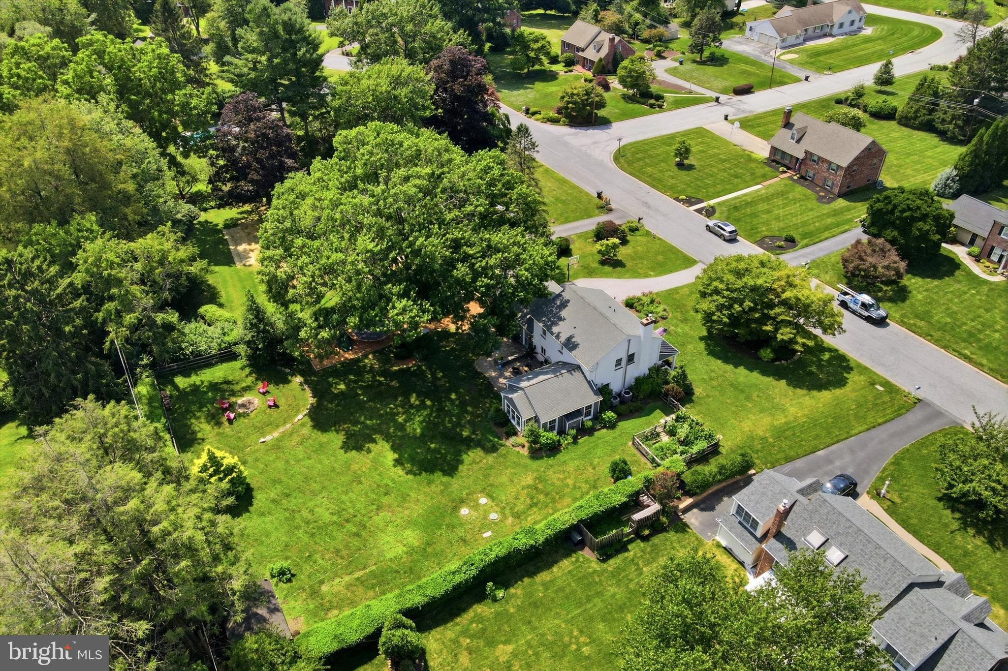 STONEHENGE - Residential