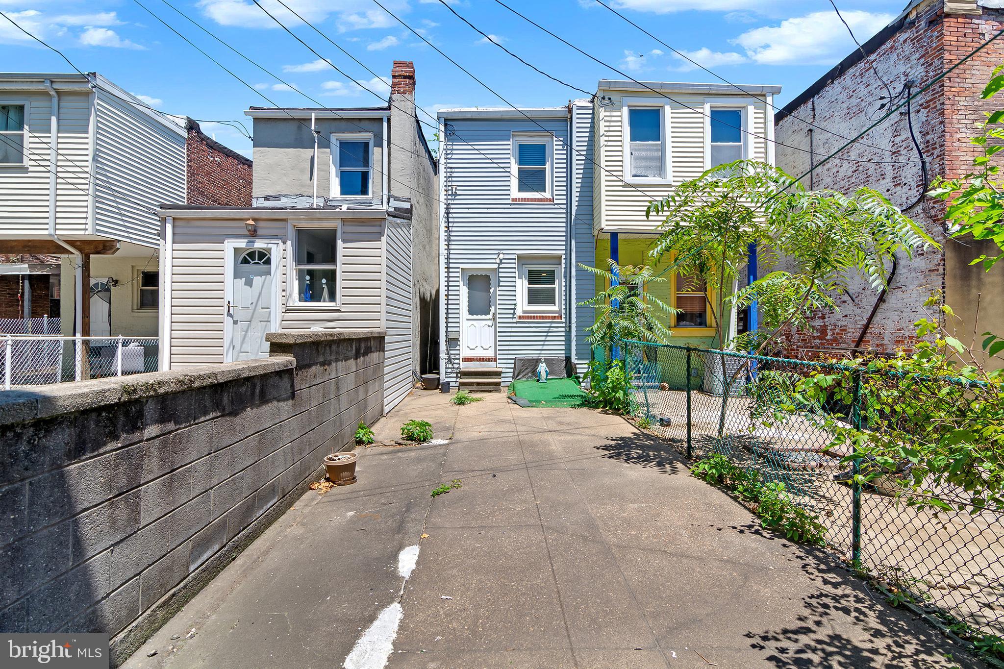 HIGHLANDTOWN - Residential