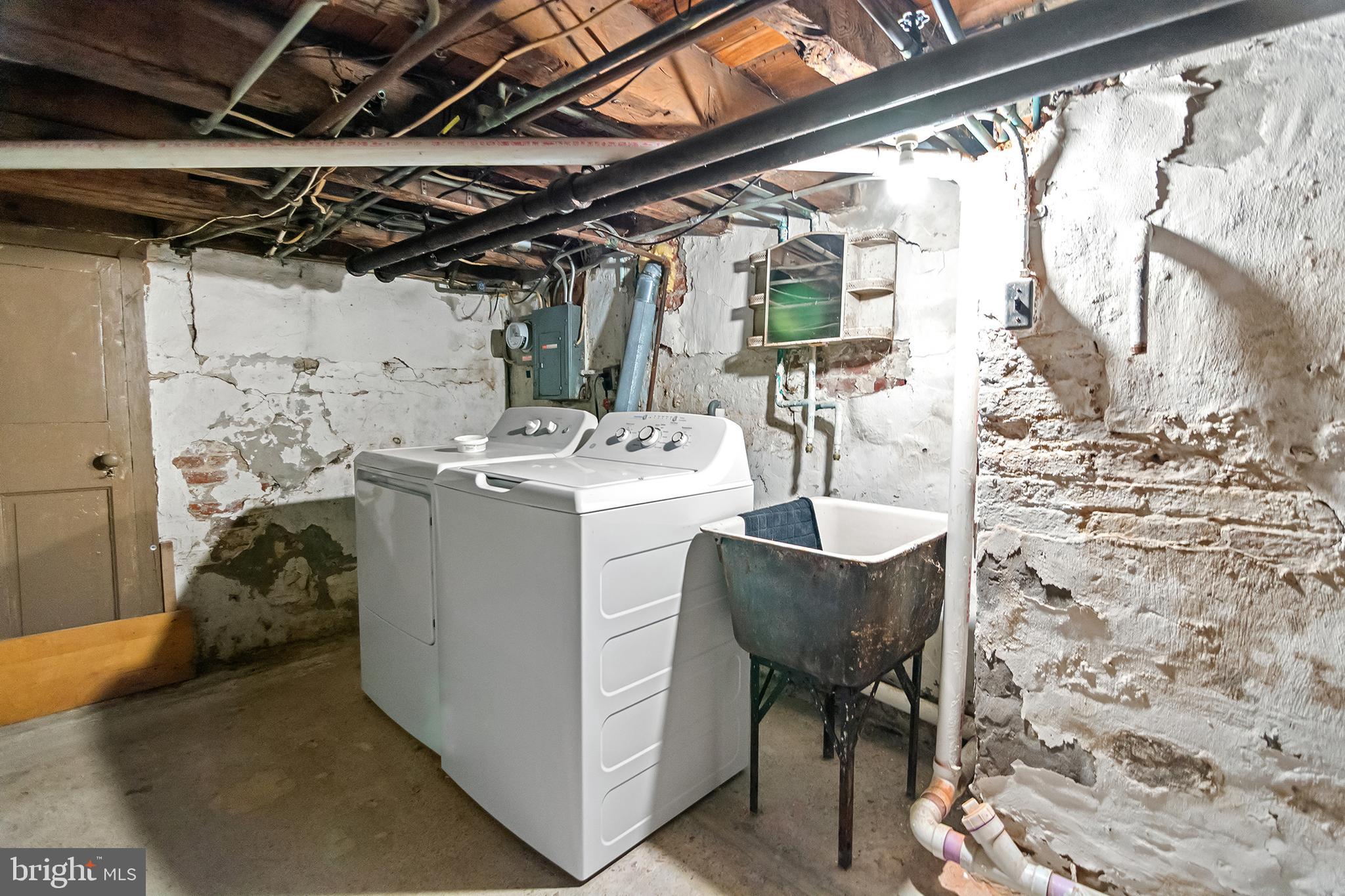 HIGHLANDTOWN - Residential