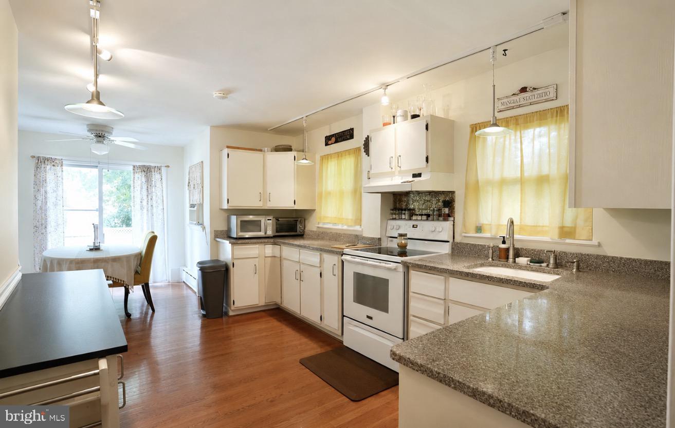 OAKMONT - Residential