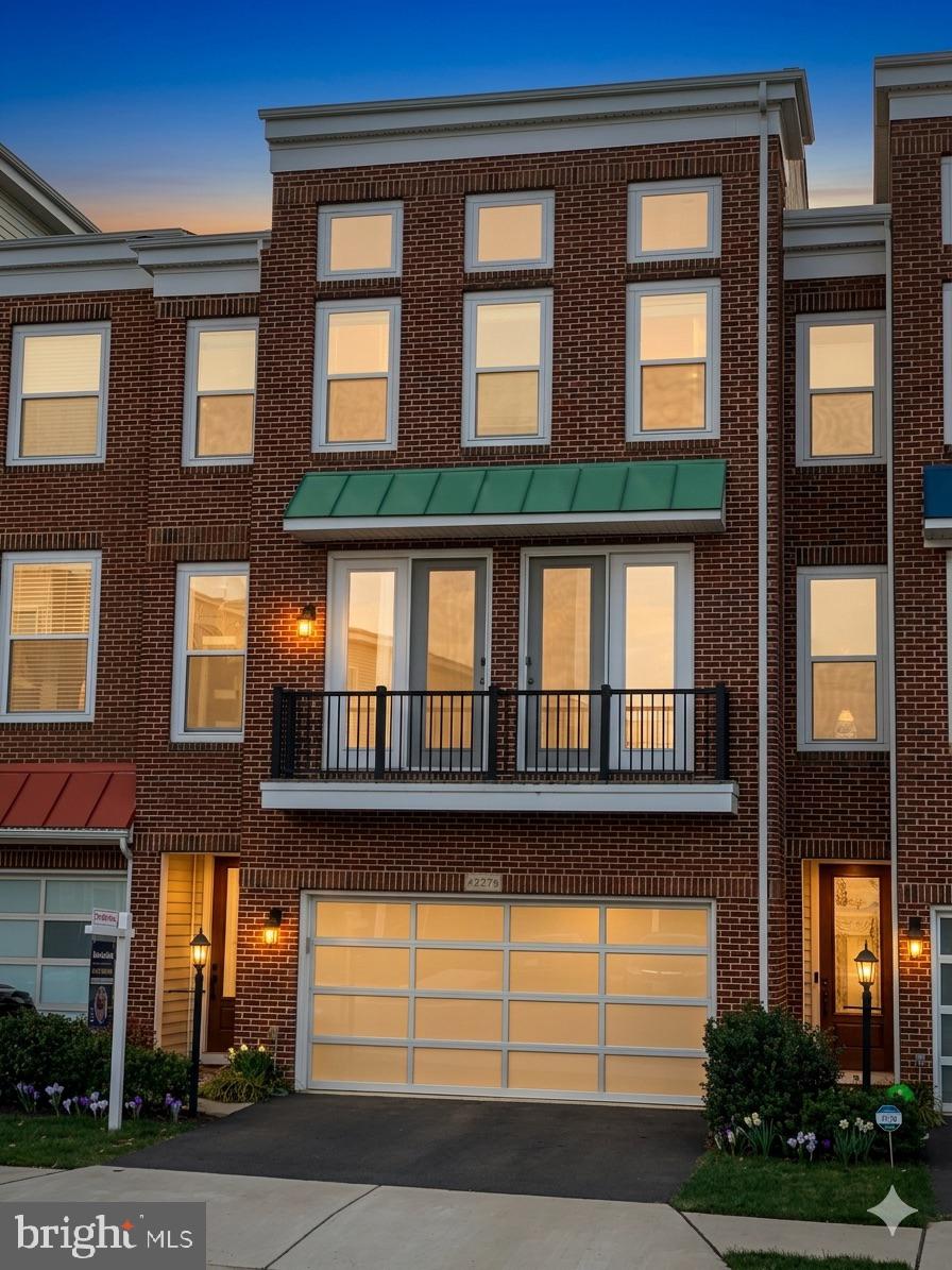 BRAMBLETON - Residential