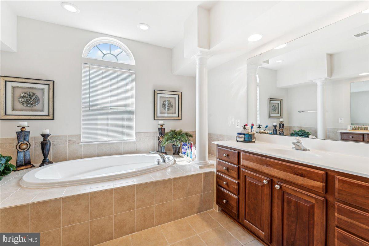 WOODBURN ESTATES - Residential