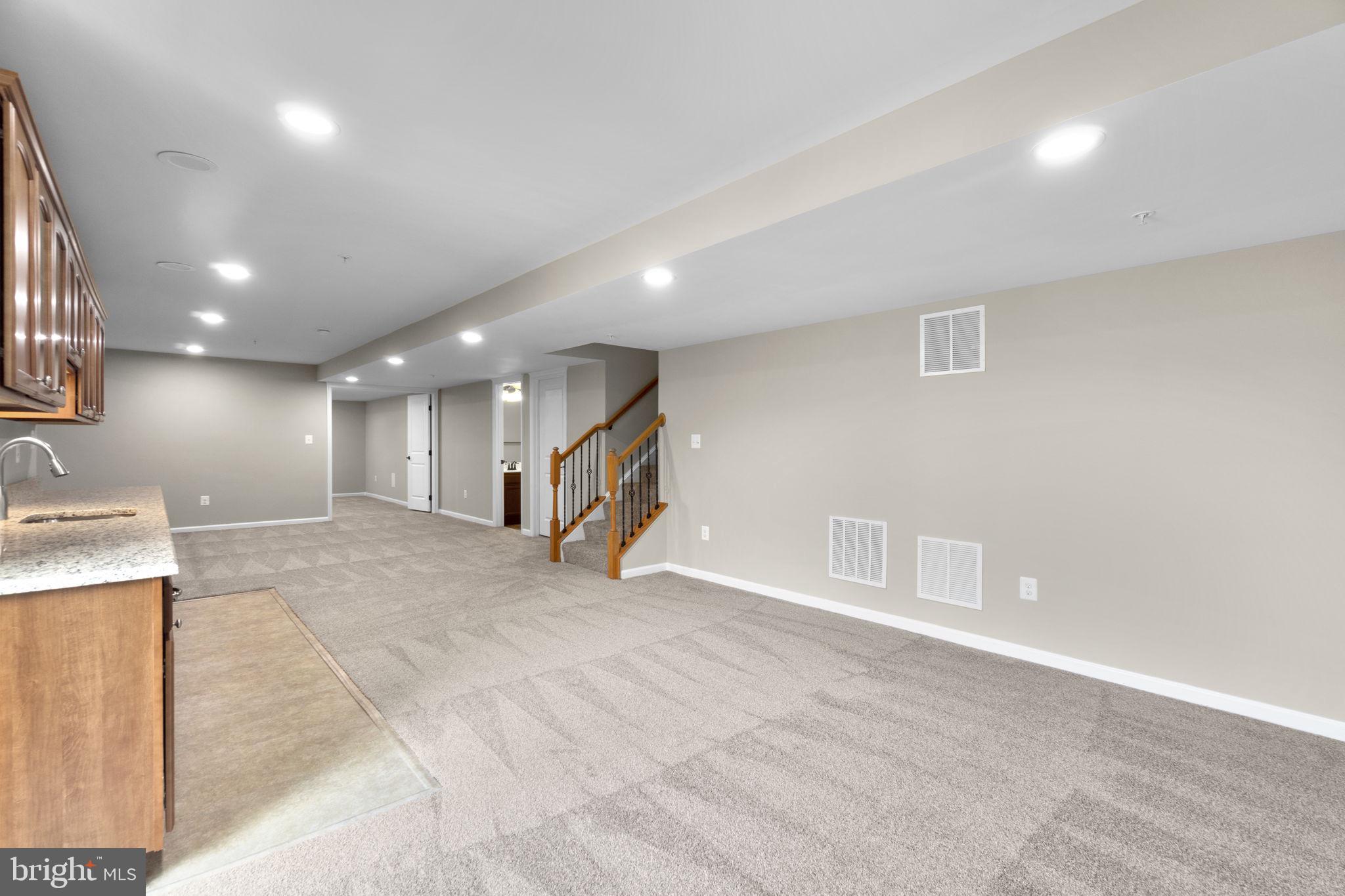 CHELSEA KNOLLS - Residential