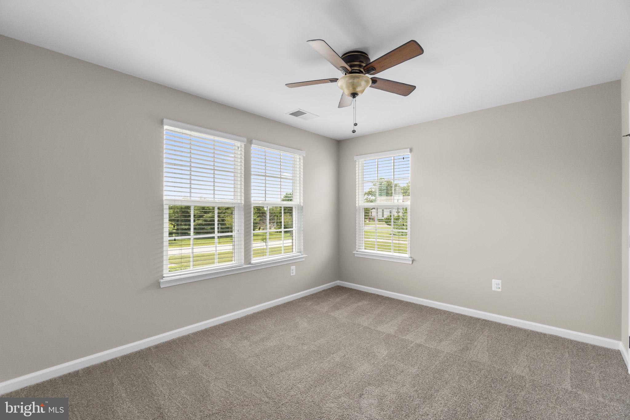 CHELSEA KNOLLS - Residential