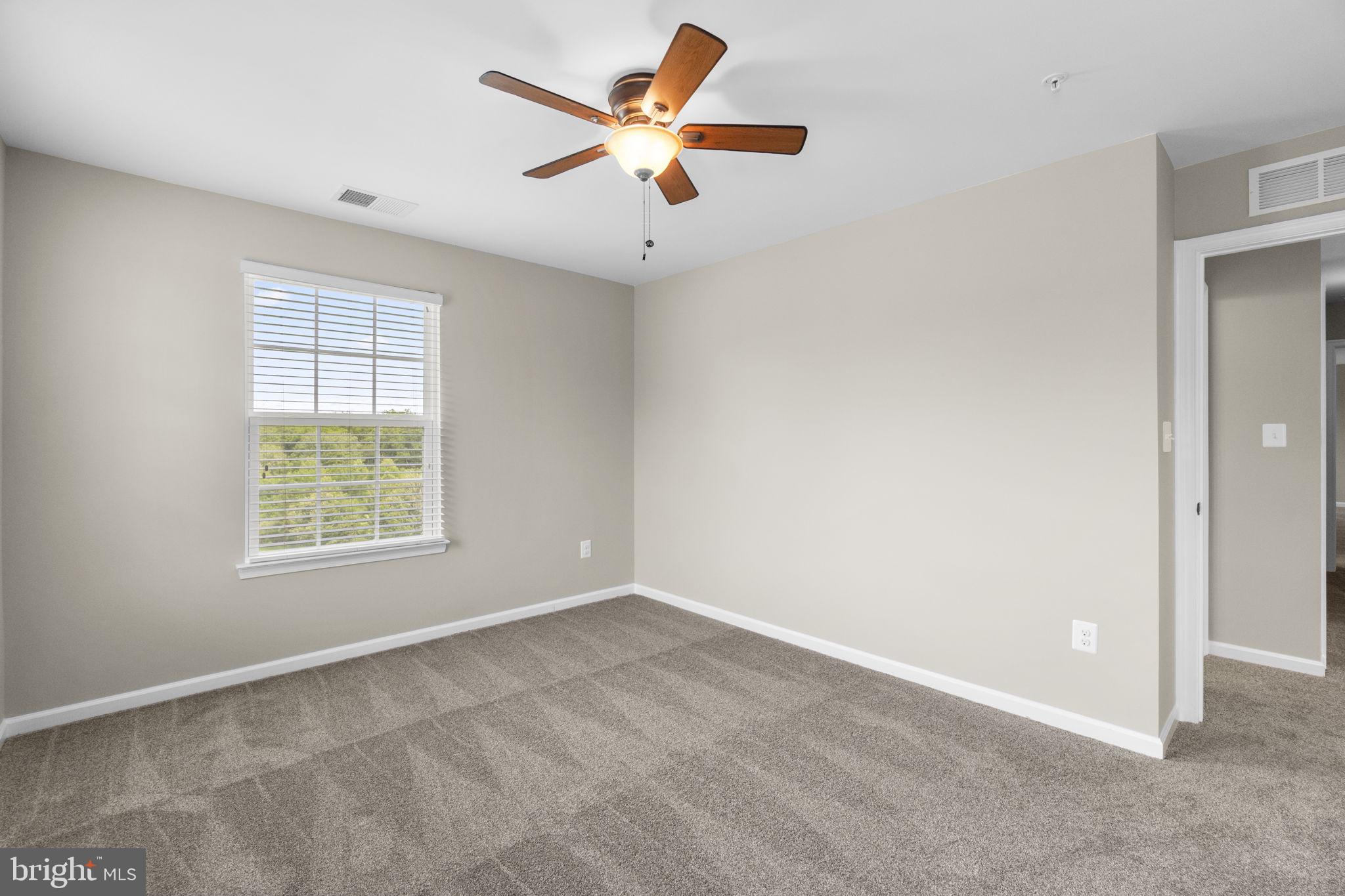 CHELSEA KNOLLS - Residential