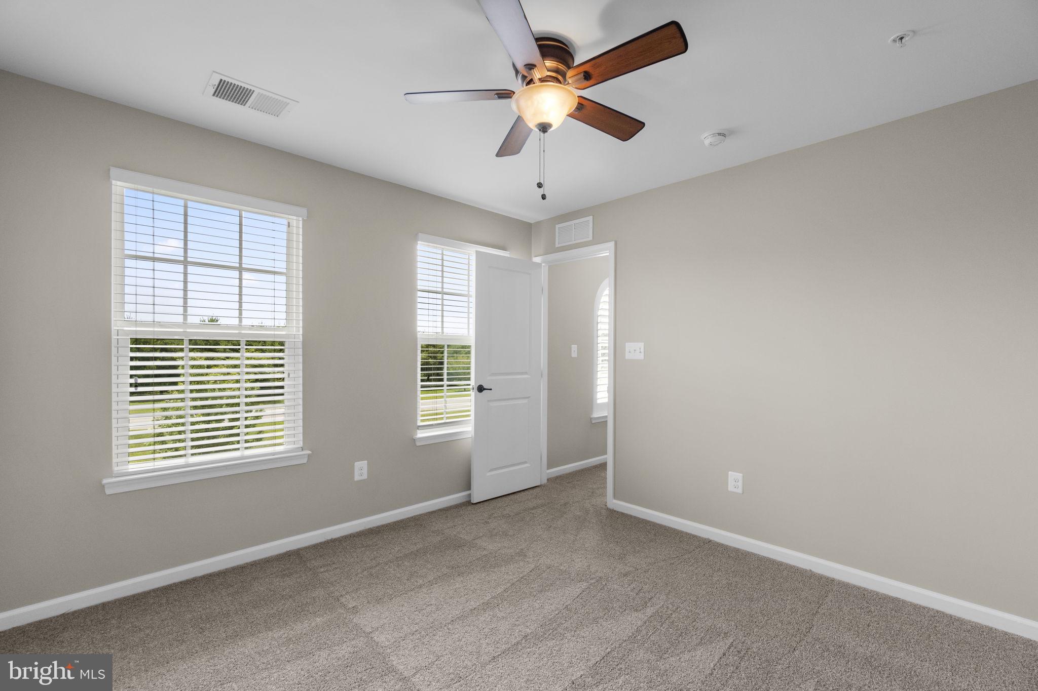 CHELSEA KNOLLS - Residential