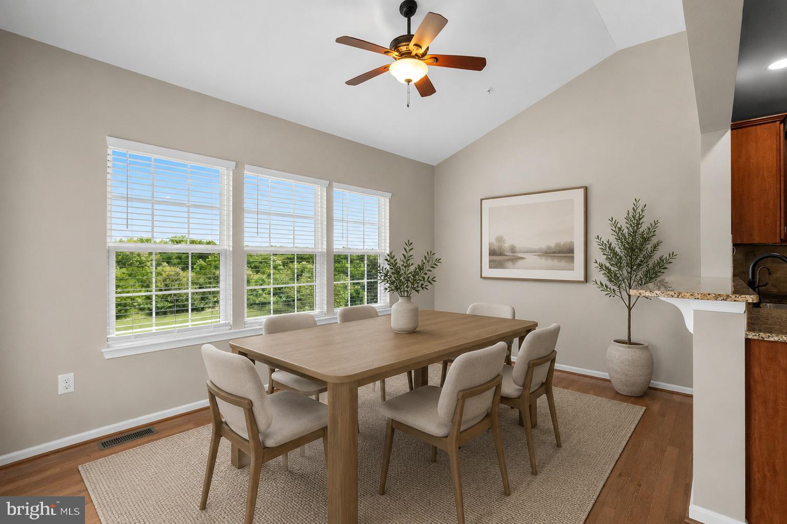 CHELSEA KNOLLS - Residential