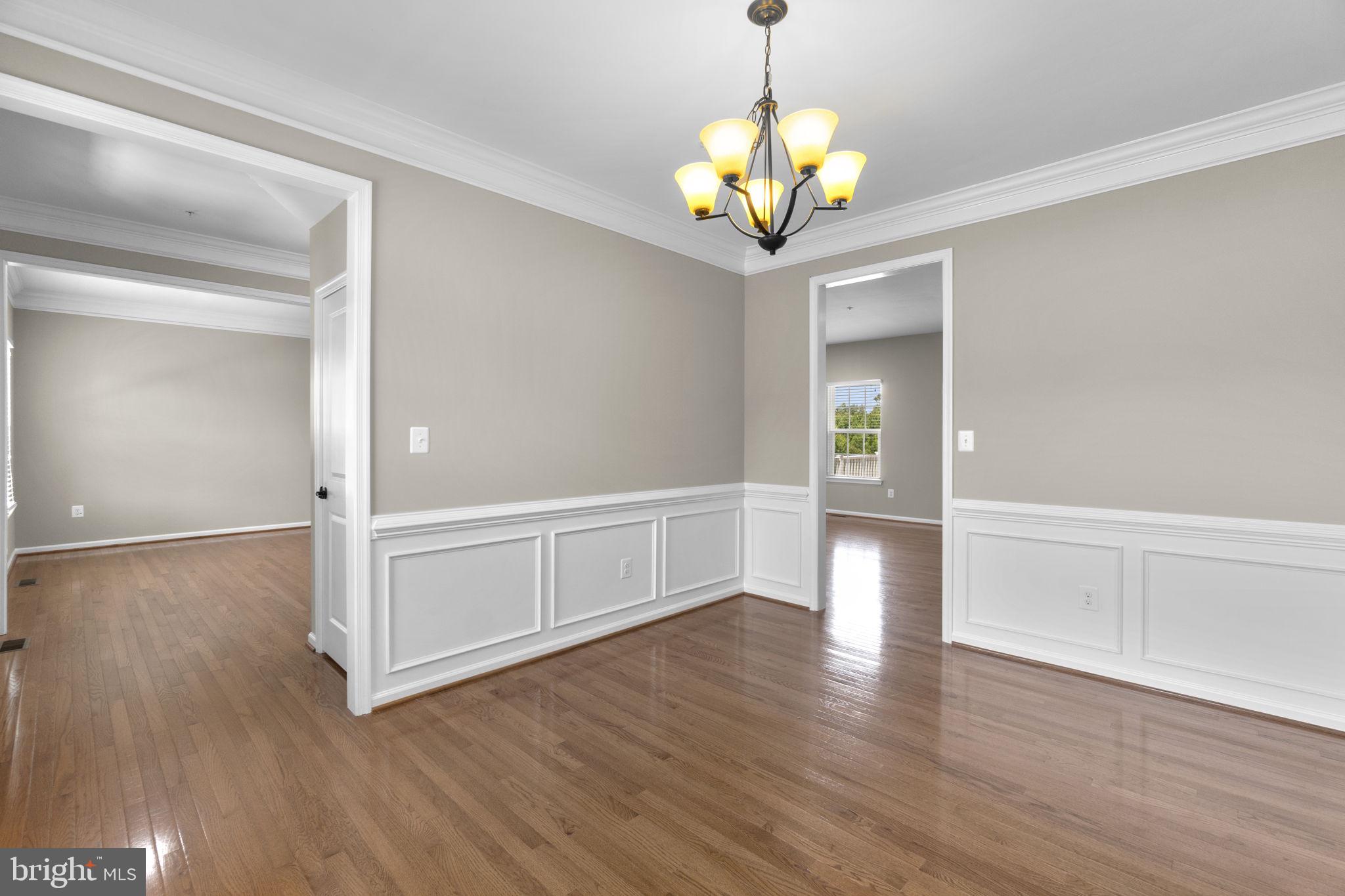 CHELSEA KNOLLS - Residential