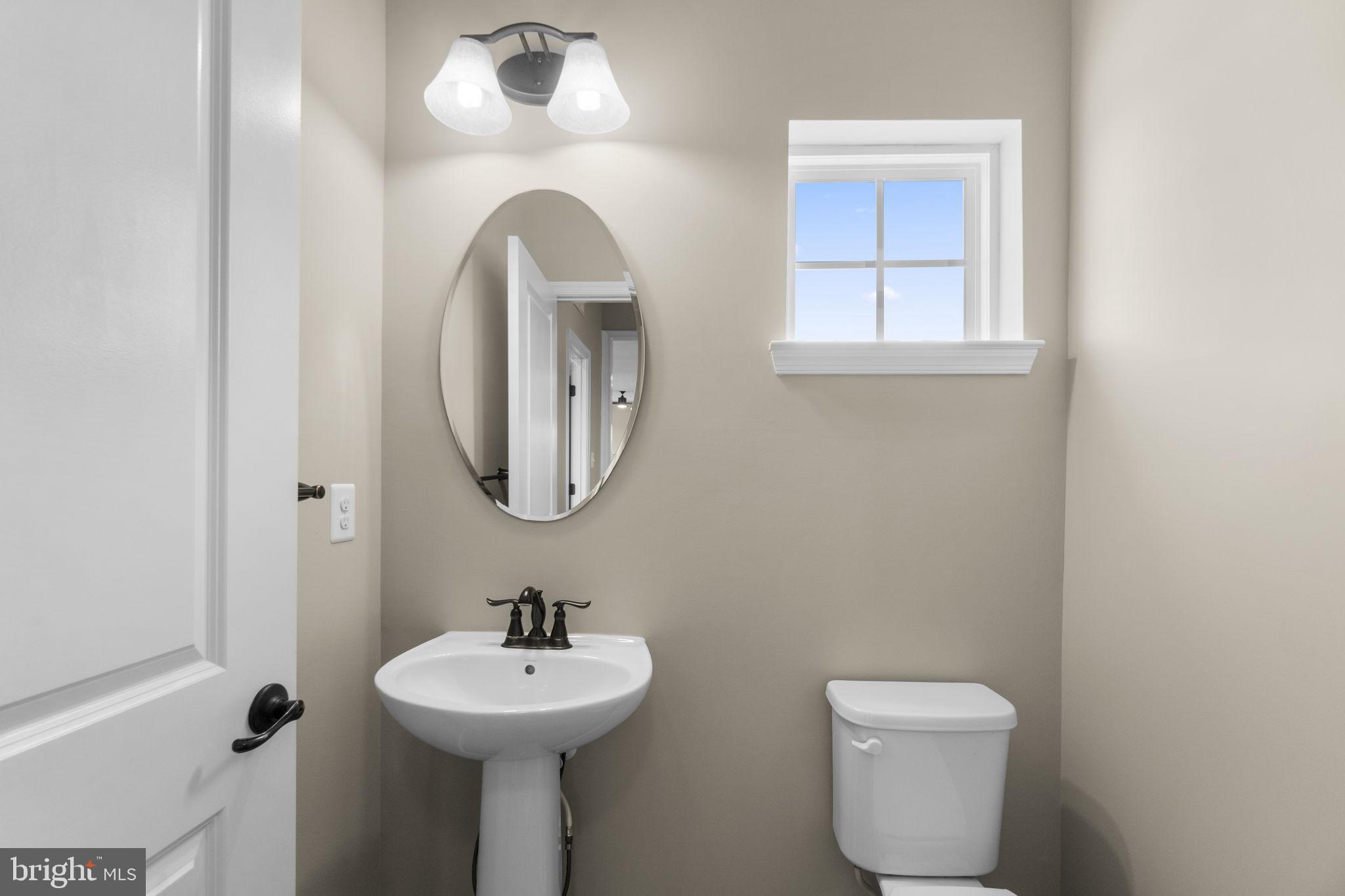 CHELSEA KNOLLS - Residential