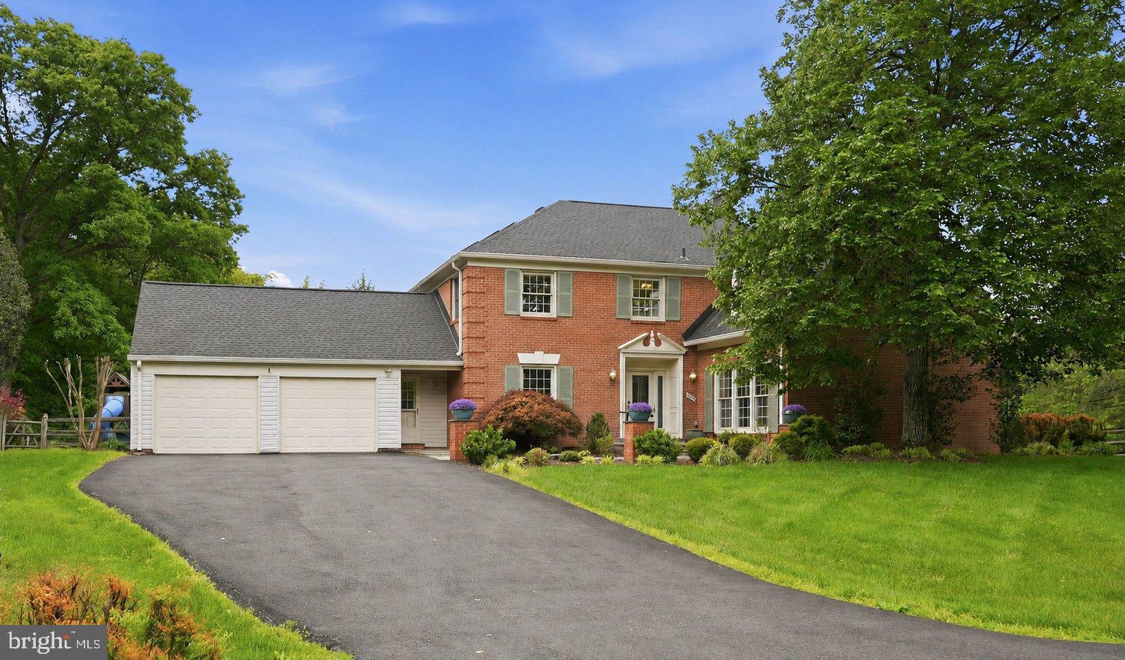 EAST GATE OF POTOMAC - Residential
