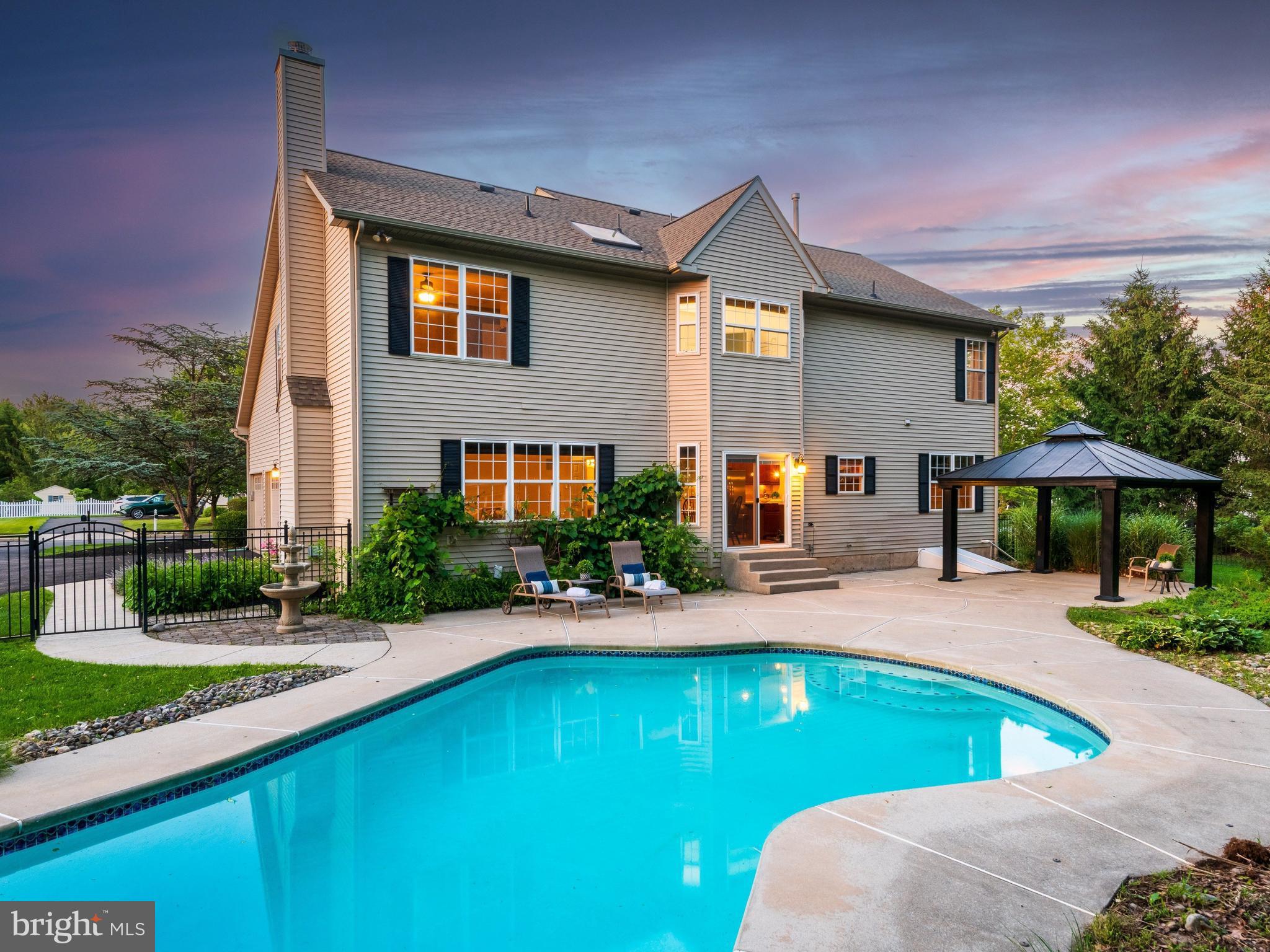 PROVIDENCE KNOLL - Residential