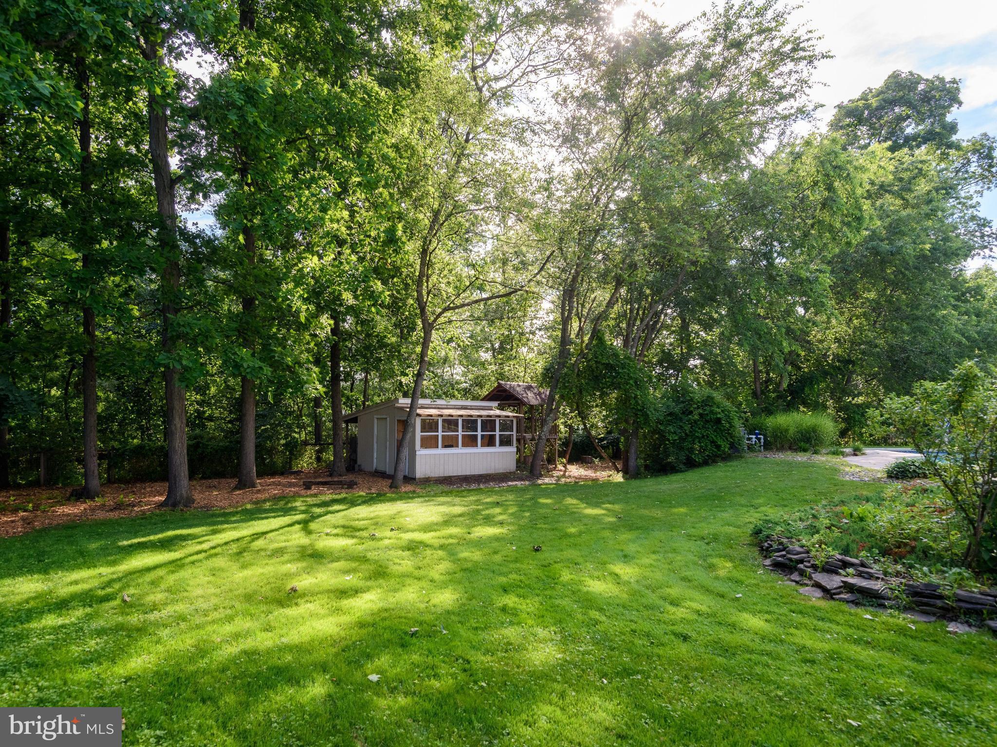 PROVIDENCE KNOLL - Residential