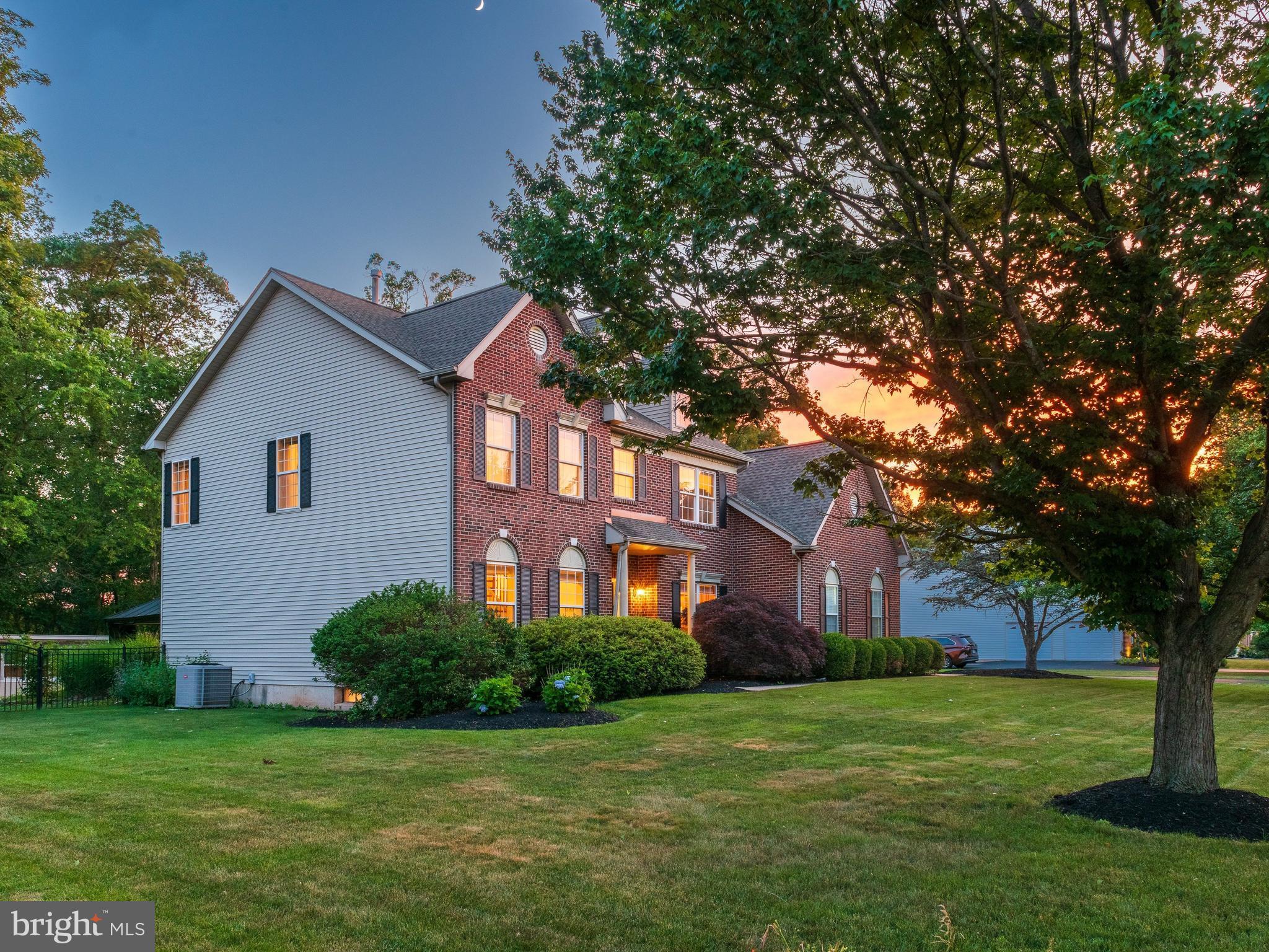 PROVIDENCE KNOLL - Residential