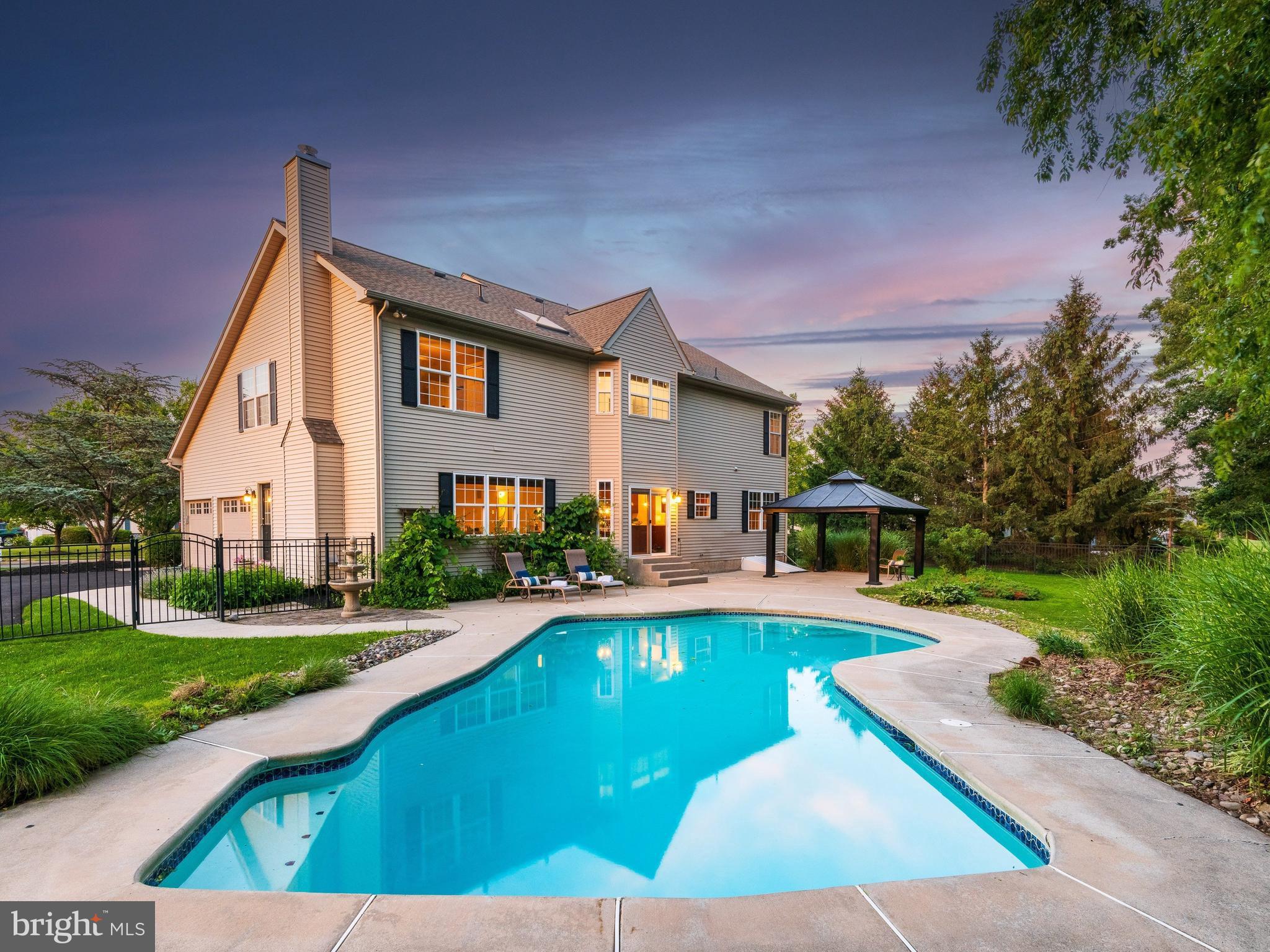PROVIDENCE KNOLL - Residential