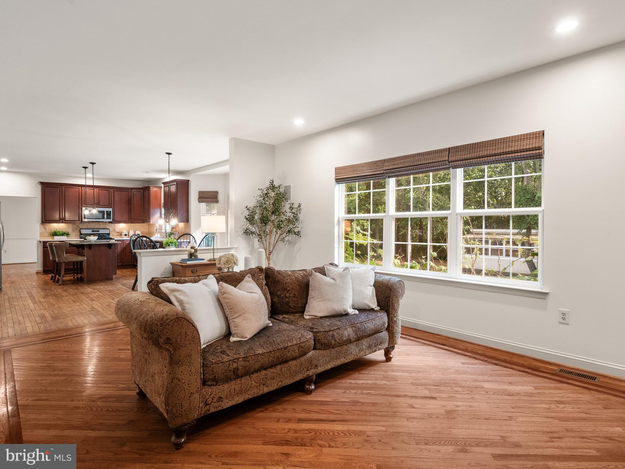PROVIDENCE KNOLL - Residential
